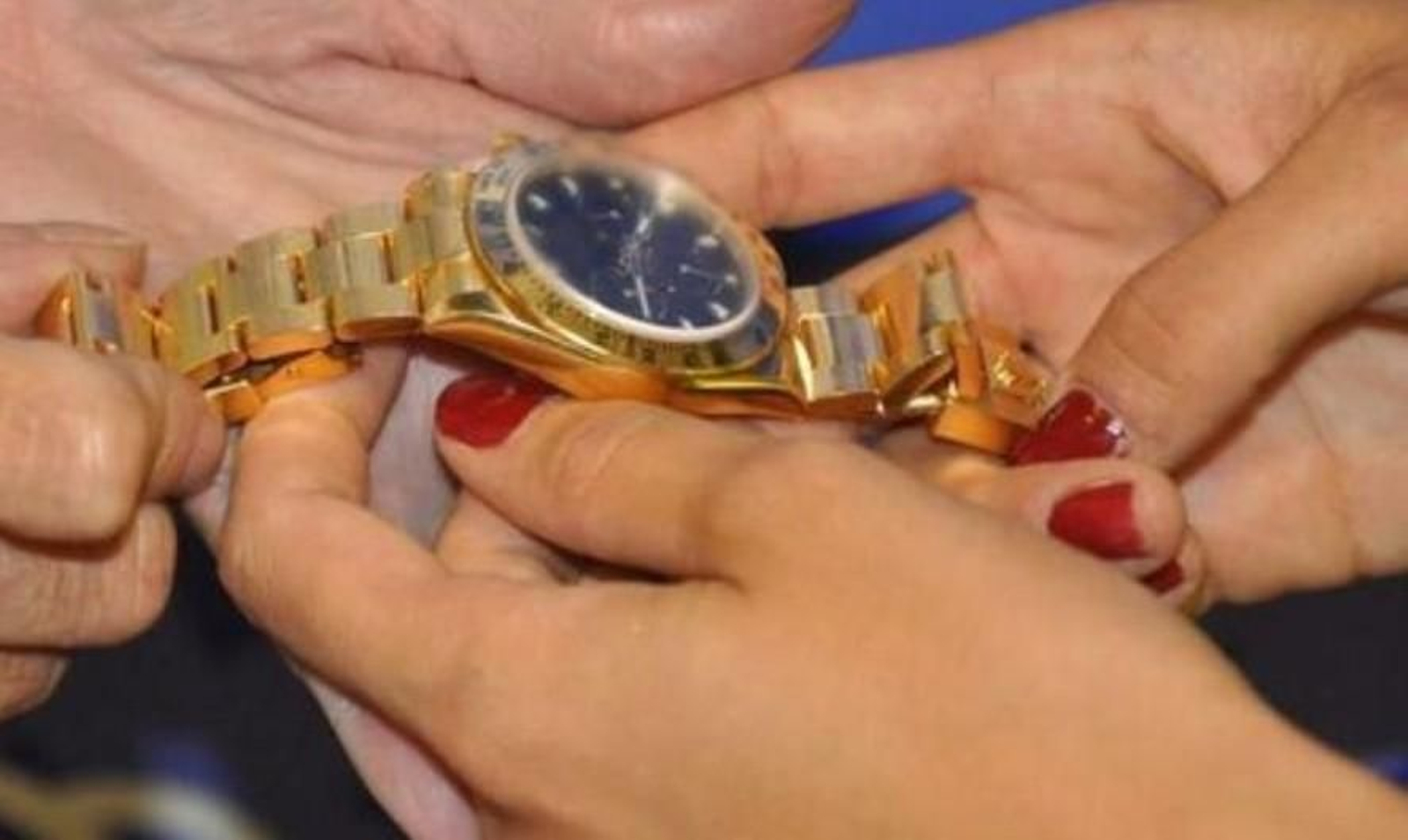 Imagen de archivo de un reloj robado