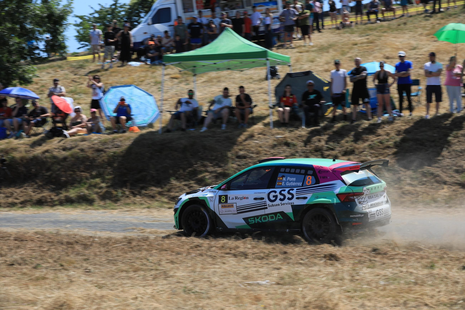 Galería | El público disfruta del Rally de Ourense en el tramo Cartelle-Toén, en fotos