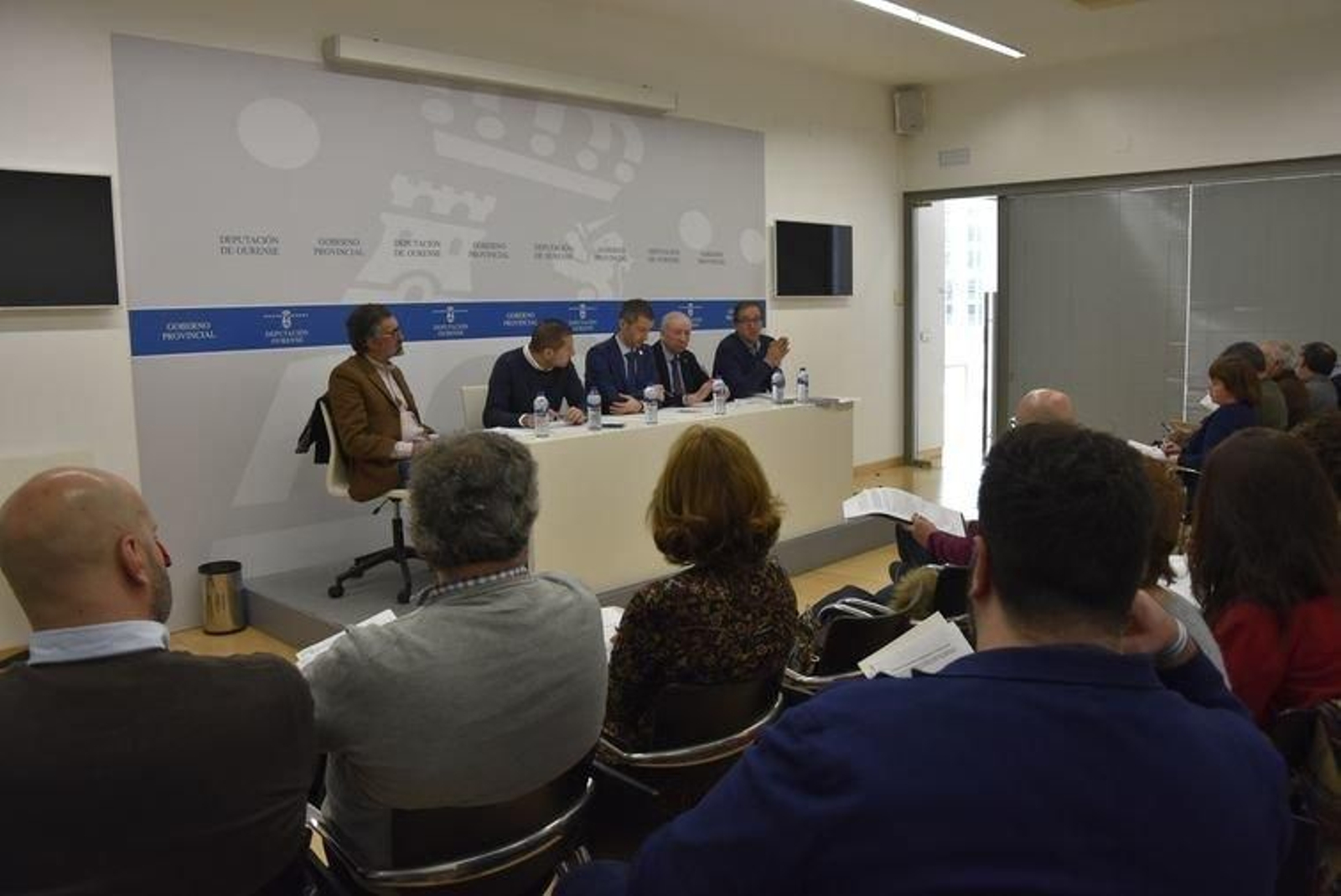 Reunión da comisión de seguemento da Rede Provincial de Auditorios_result