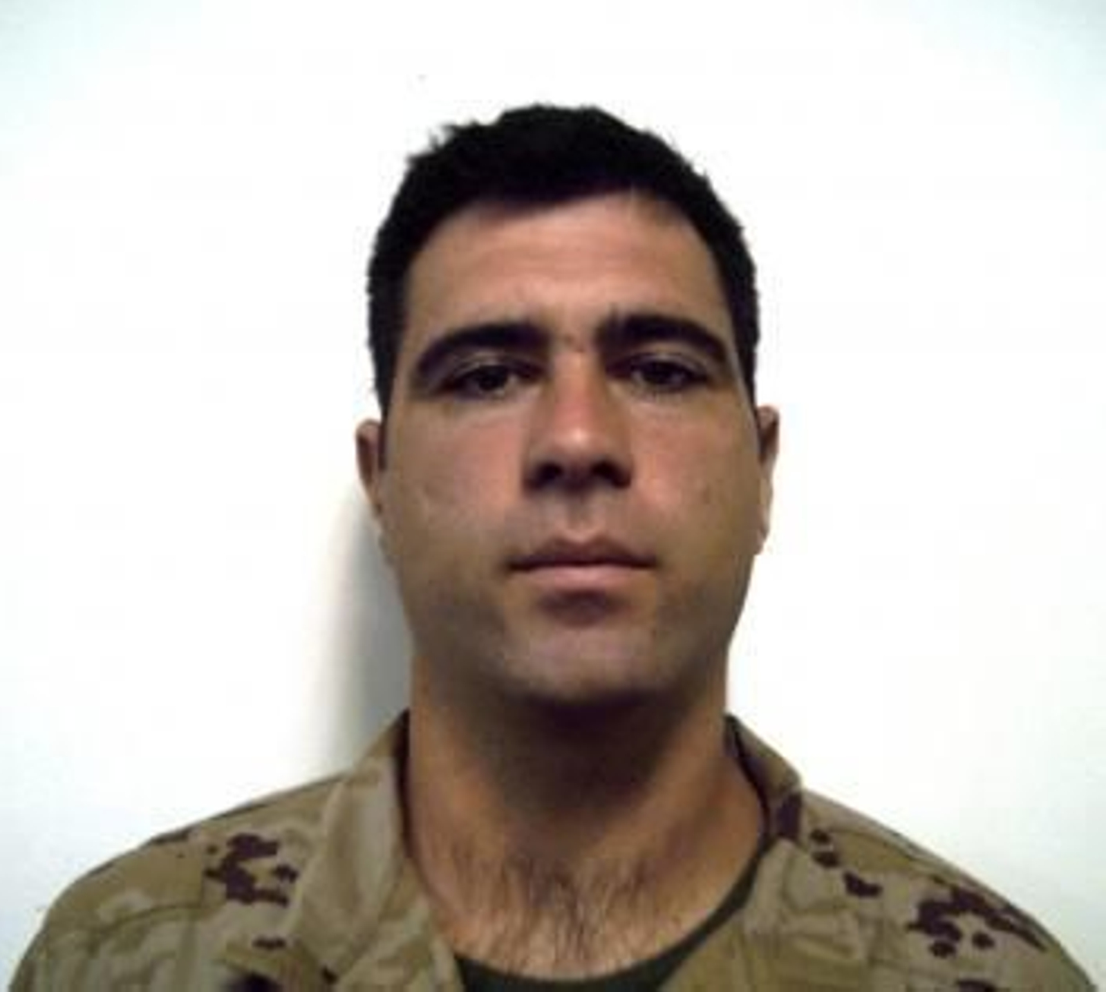 Fotografía facilitada por el ministerio de Defensa del sargento David Fernández Ureña