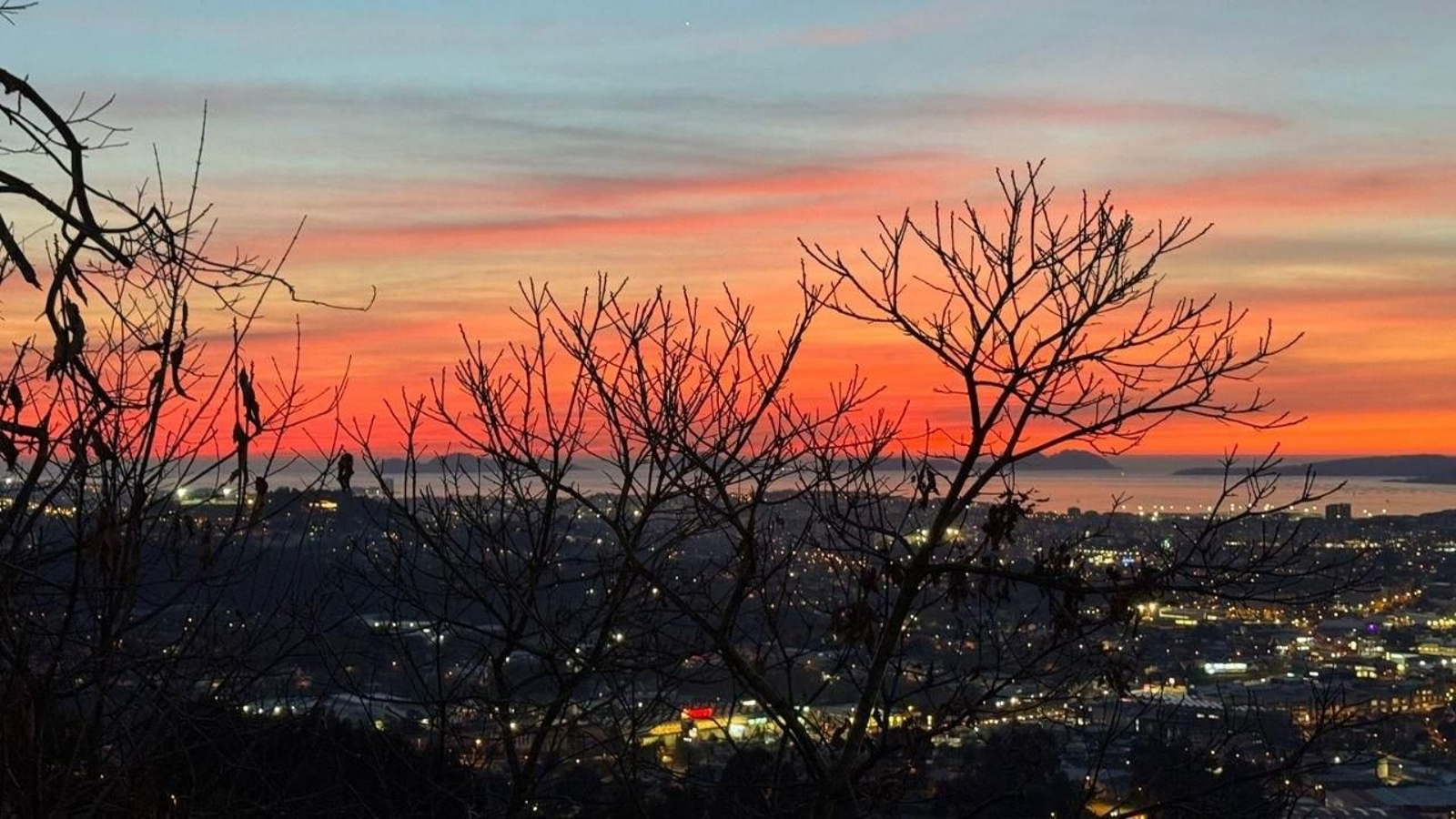 Galería | Los días más largos en Vigo regalan espectaculares puestas de sol