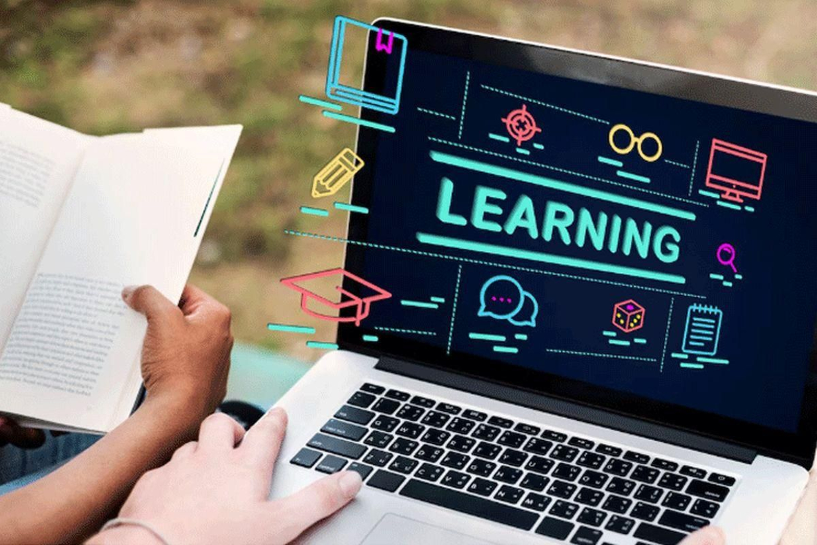 La formación online y la actualización digital son imprescindibles en los puestos de trabajo.
