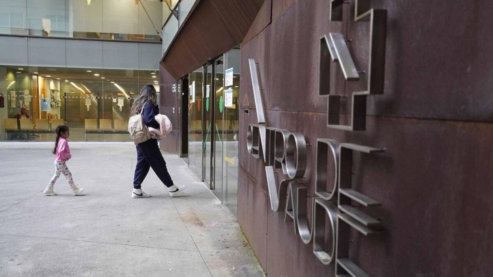 Los vigueses acuden una media de seis veces al año a su centro de salud, en la imagen el de Rosalía.