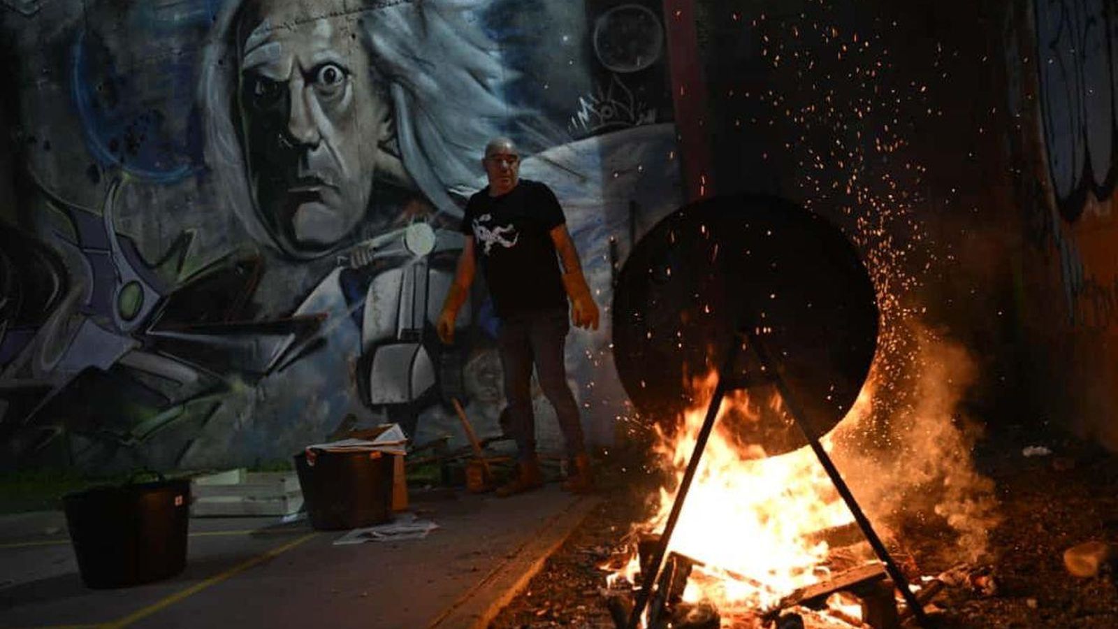 Hoguera en el Magosto de Ribadavia.