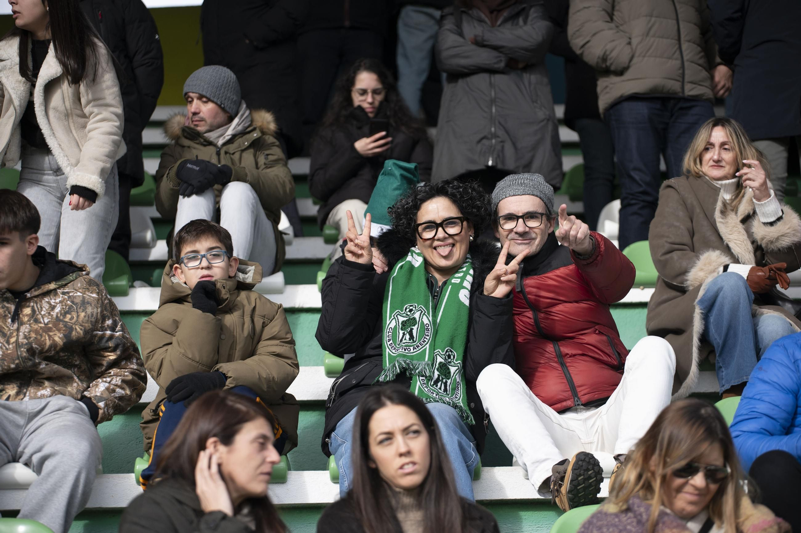 Galería | Espiñedo tiene su regalo adelantado de Navidad con la victoria del CD Arenteiro