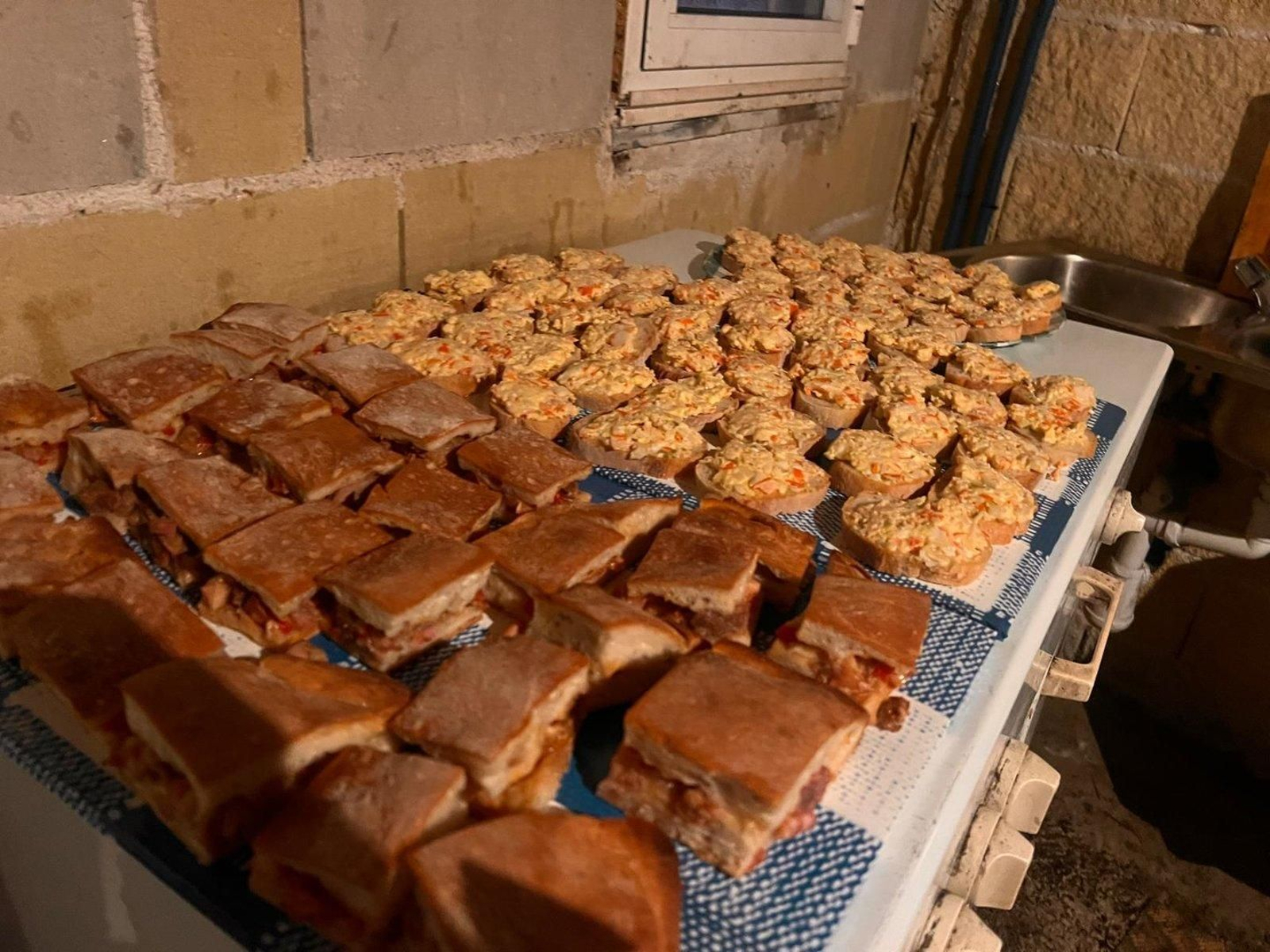 El vino se acompañó de empanada