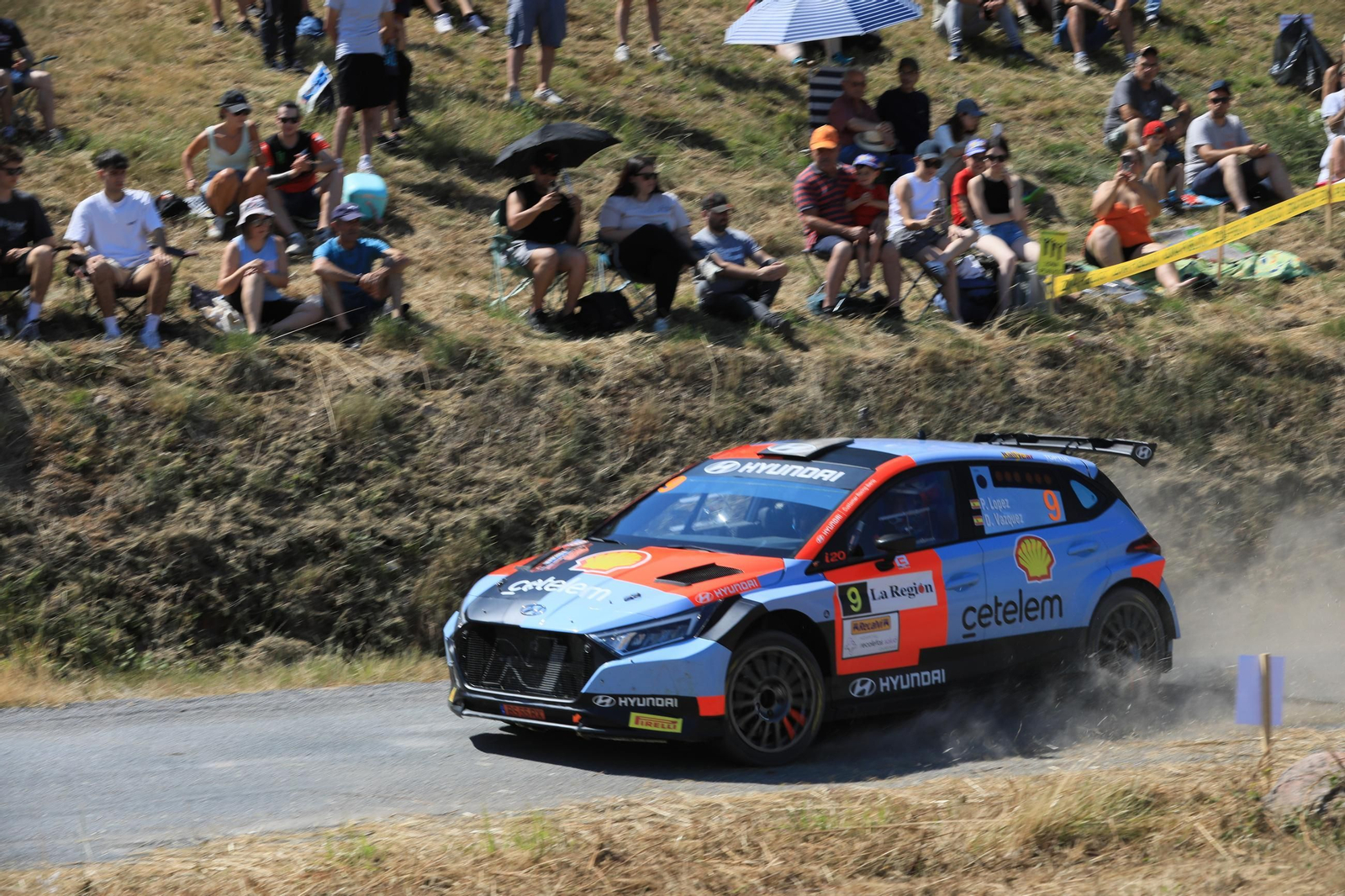 Galería | El público disfruta del Rally de Ourense en el tramo Cartelle-Toén, en fotos