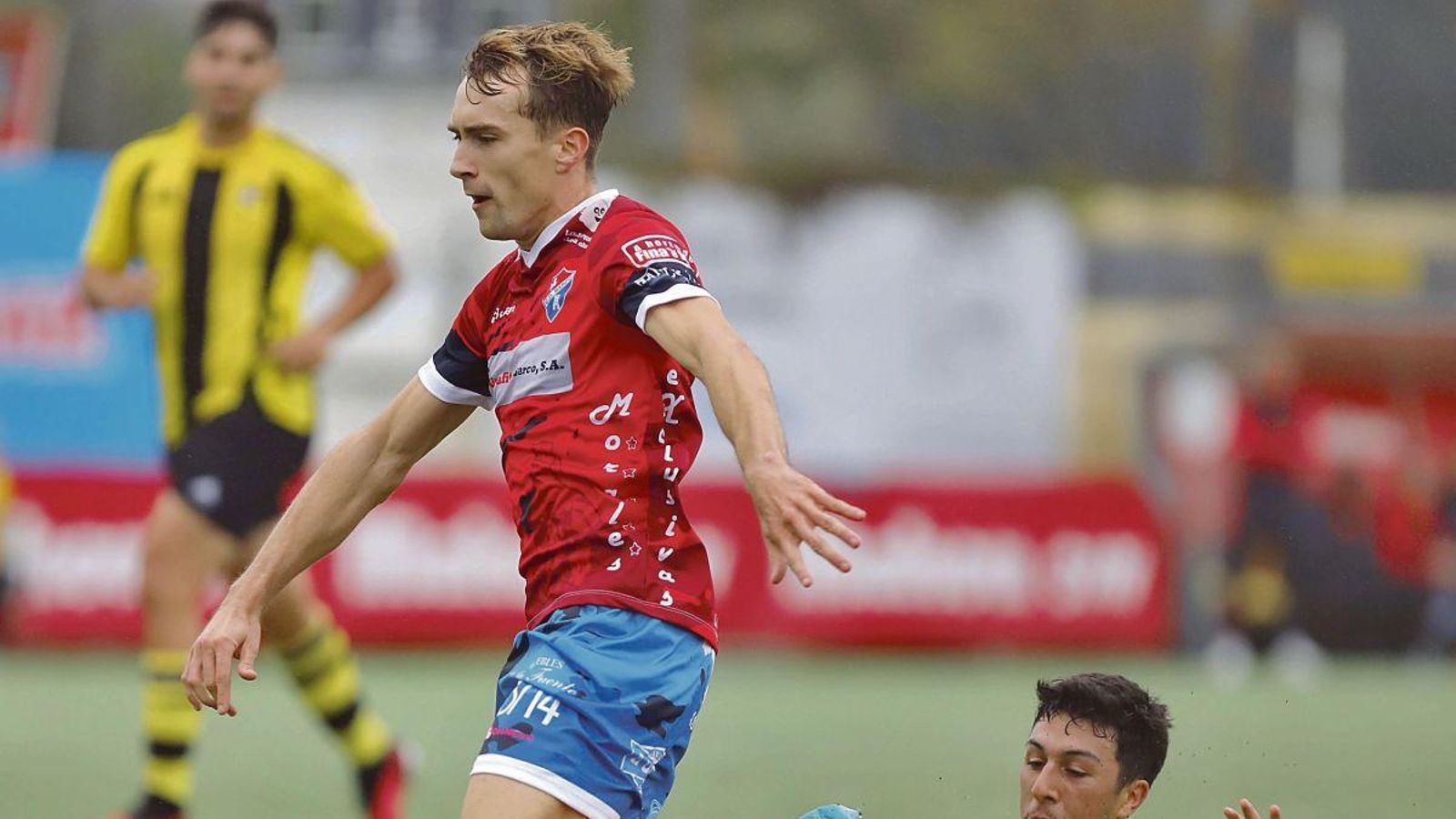 Álex Vázquez, del Barco.