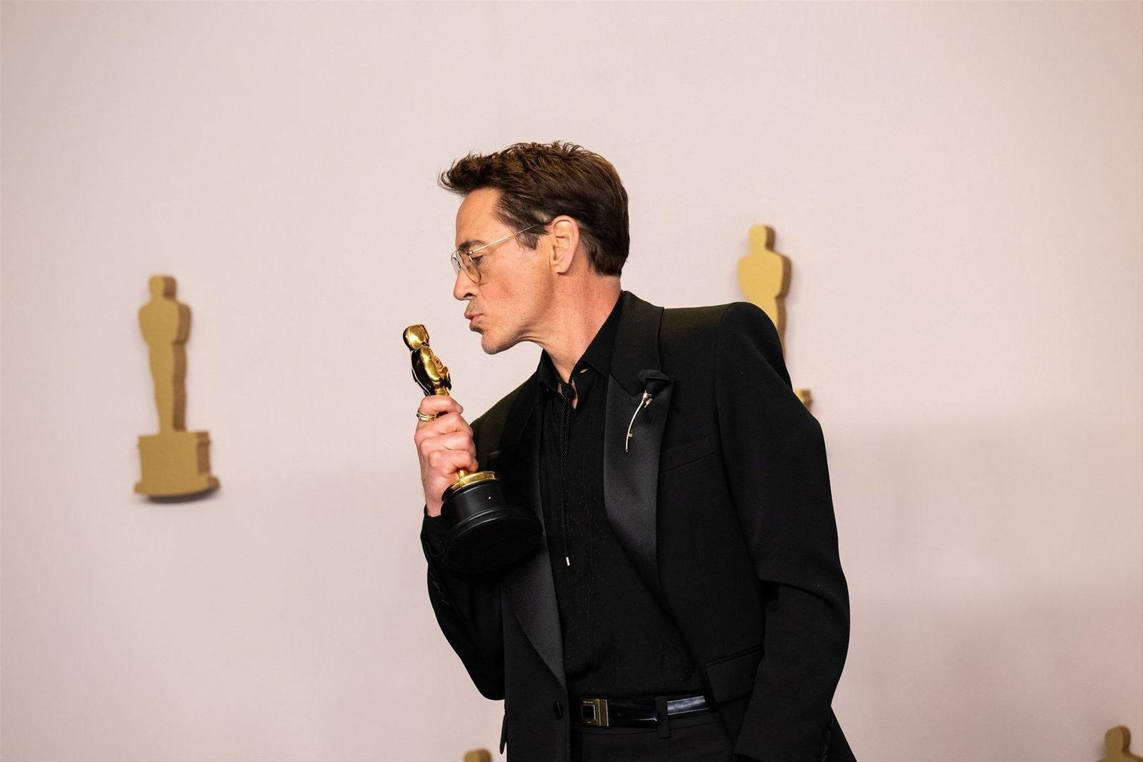 Robert Downey Jr. ganó el Oscar a mejor actor de reparto por "Oppenheimer".