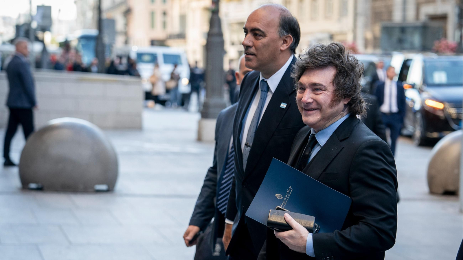 El presidente de la República Argentina, Javier Milei, participa en un desayuno informativo de Fórum Europa, en el Real Casino Gran Círculo de Madrid