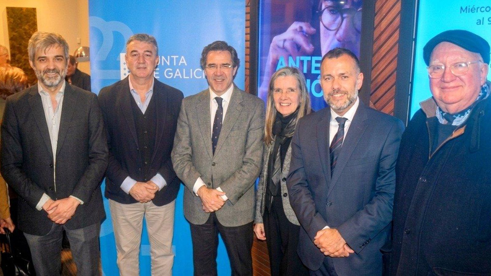 Autoridades en la proyección