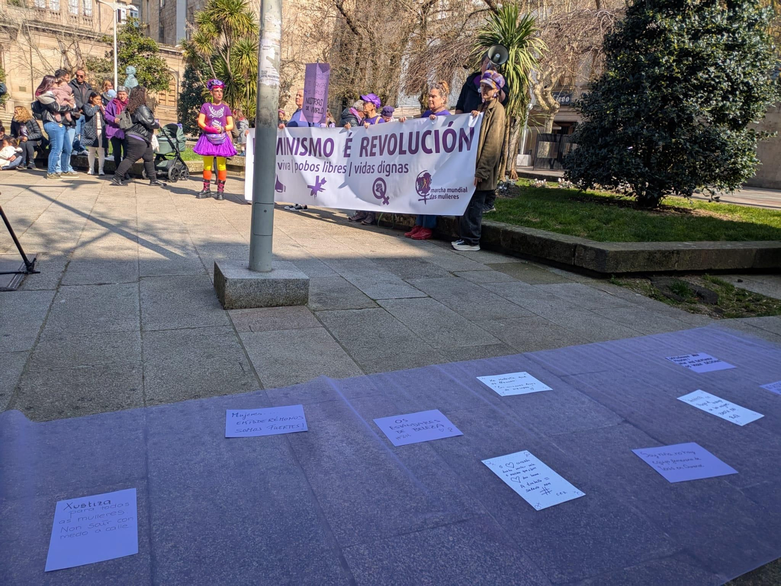 Galería |  Las mujeres salen a las calles de Ourense: feminismo y revolución
