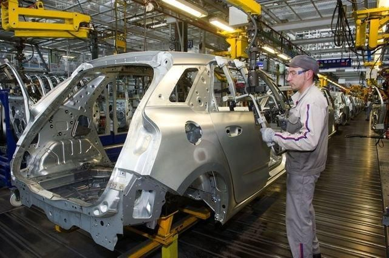 La industria del automóvil, entre las que más implanta el proceso de digitalización.