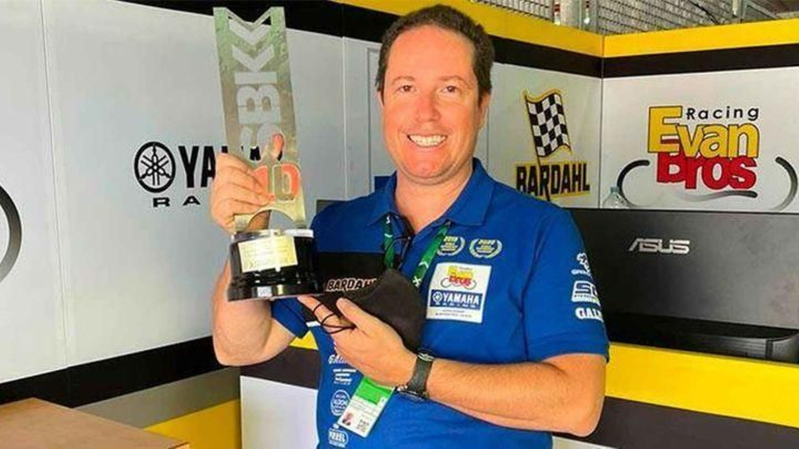 Muere por covid Jorge Lis.