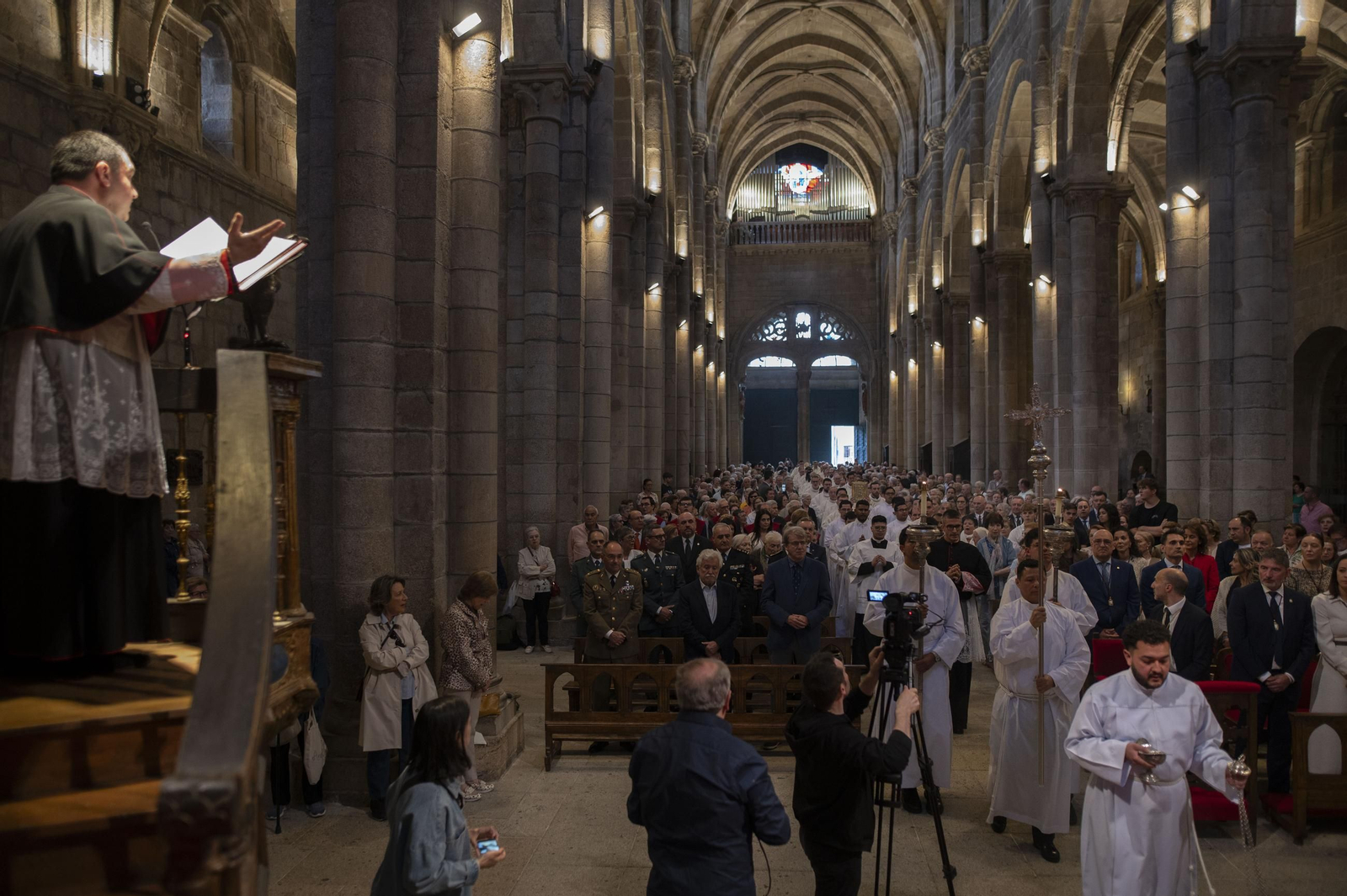 Galería | Ourense celebra con solemnidad el día del Corpus Christi