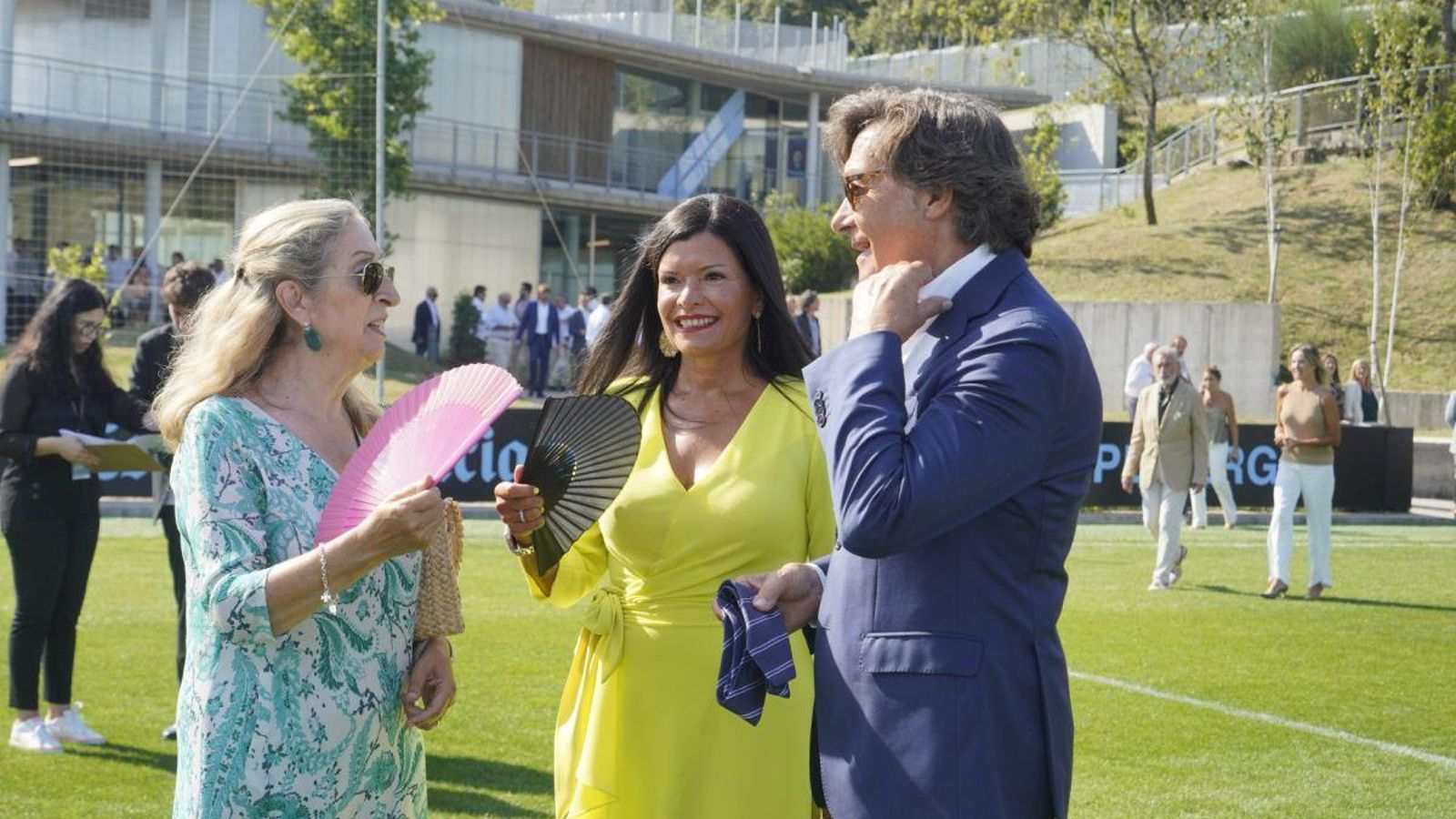 Ana Pastor y Nidia Arévalo en la celebración del centenario del Celta.
