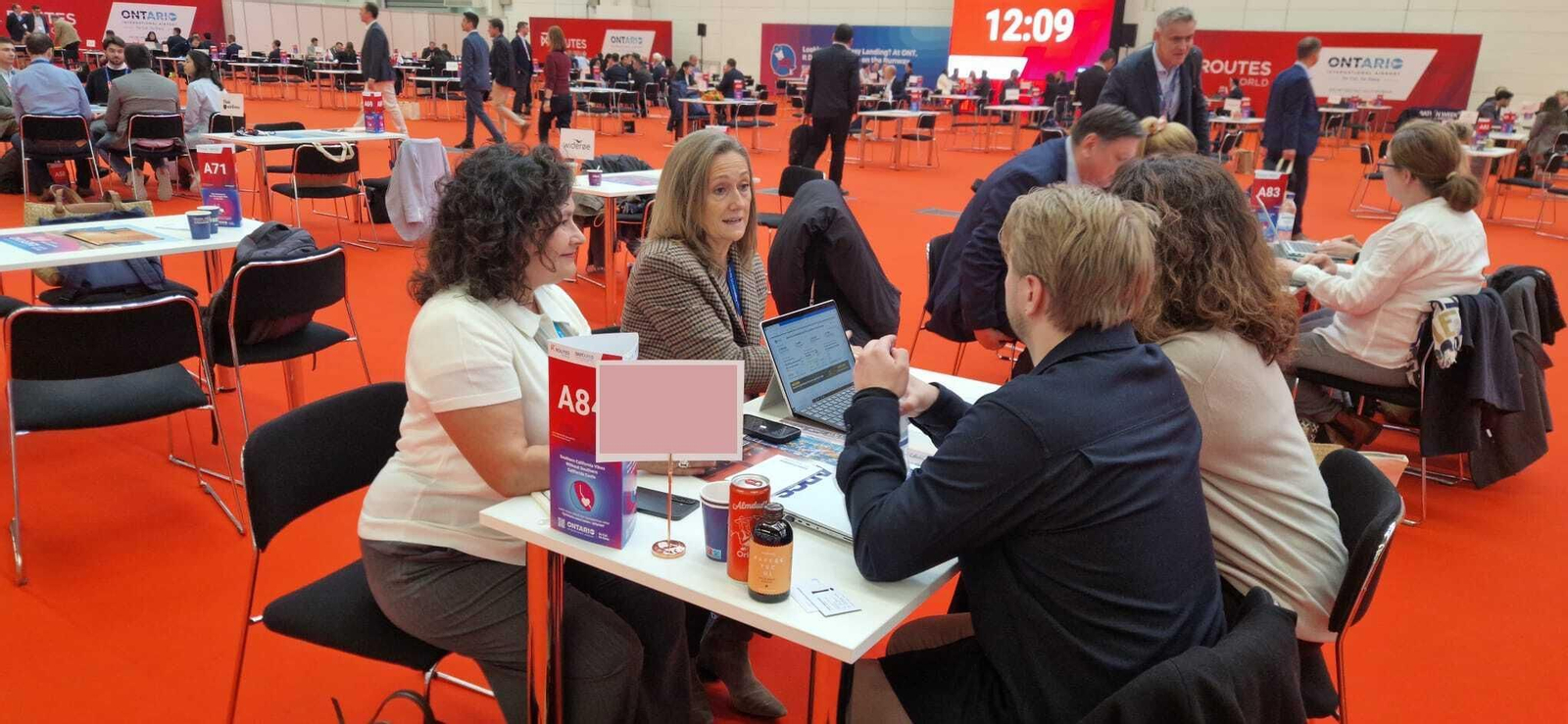 Luisa Sánchez, en las reuniones celebradas en la feria de Alemania.