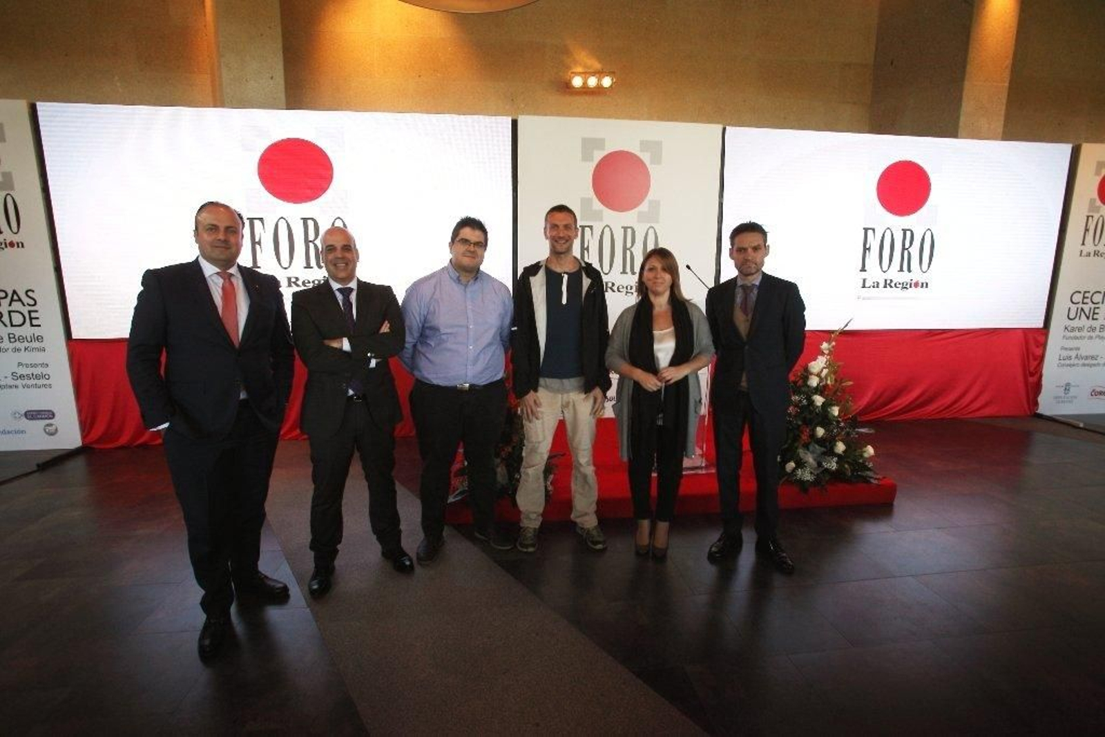 Karel de Beule, en el Foro La Región - 31