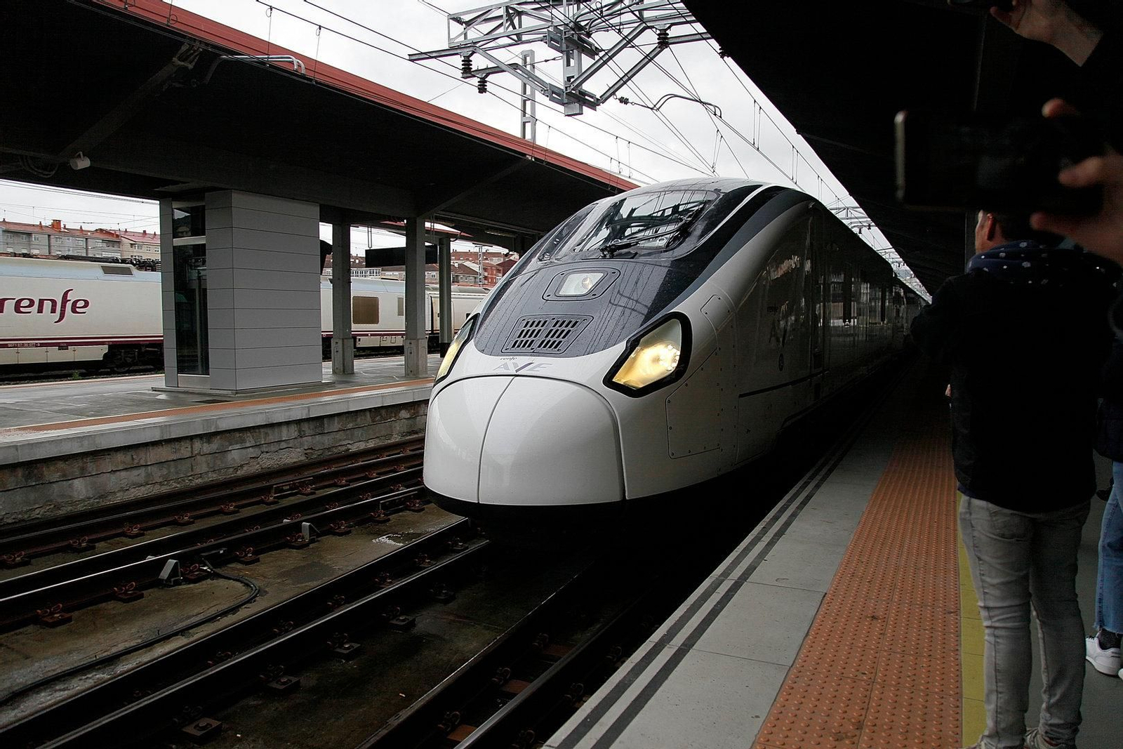 El nuevo modelo es más aerodinámico que los modelos antiguos de Renfe