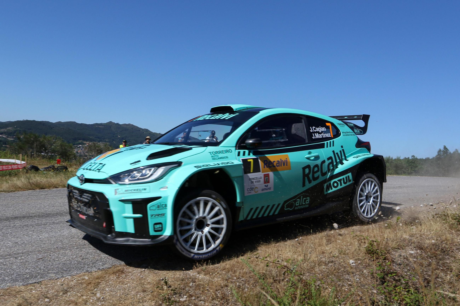 Galería | Los coches se apoderan de Vigo en el primer día del Rally Rías Baixas