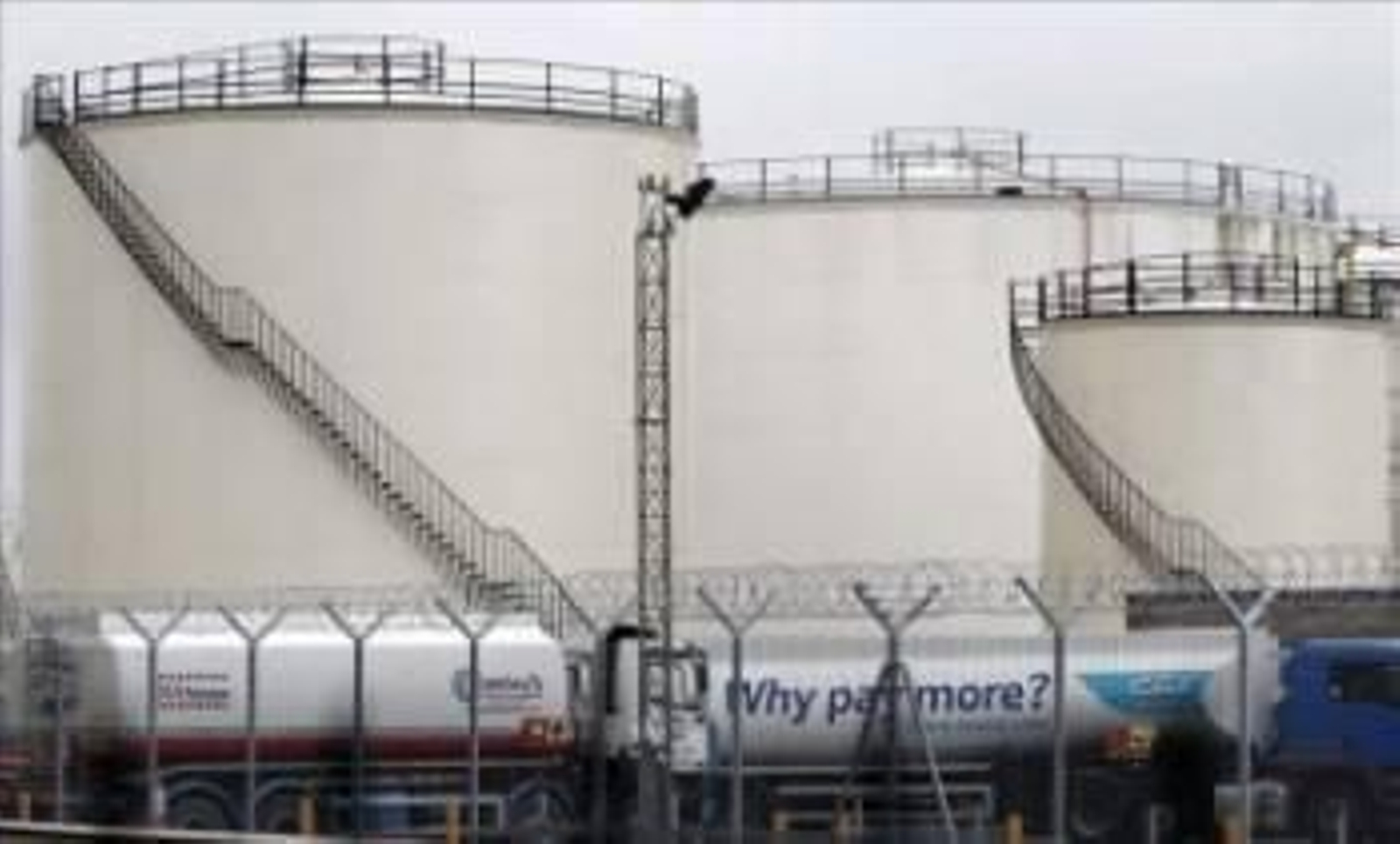 El Brent pierde los 100 dólares por barril por primera vez desde ...