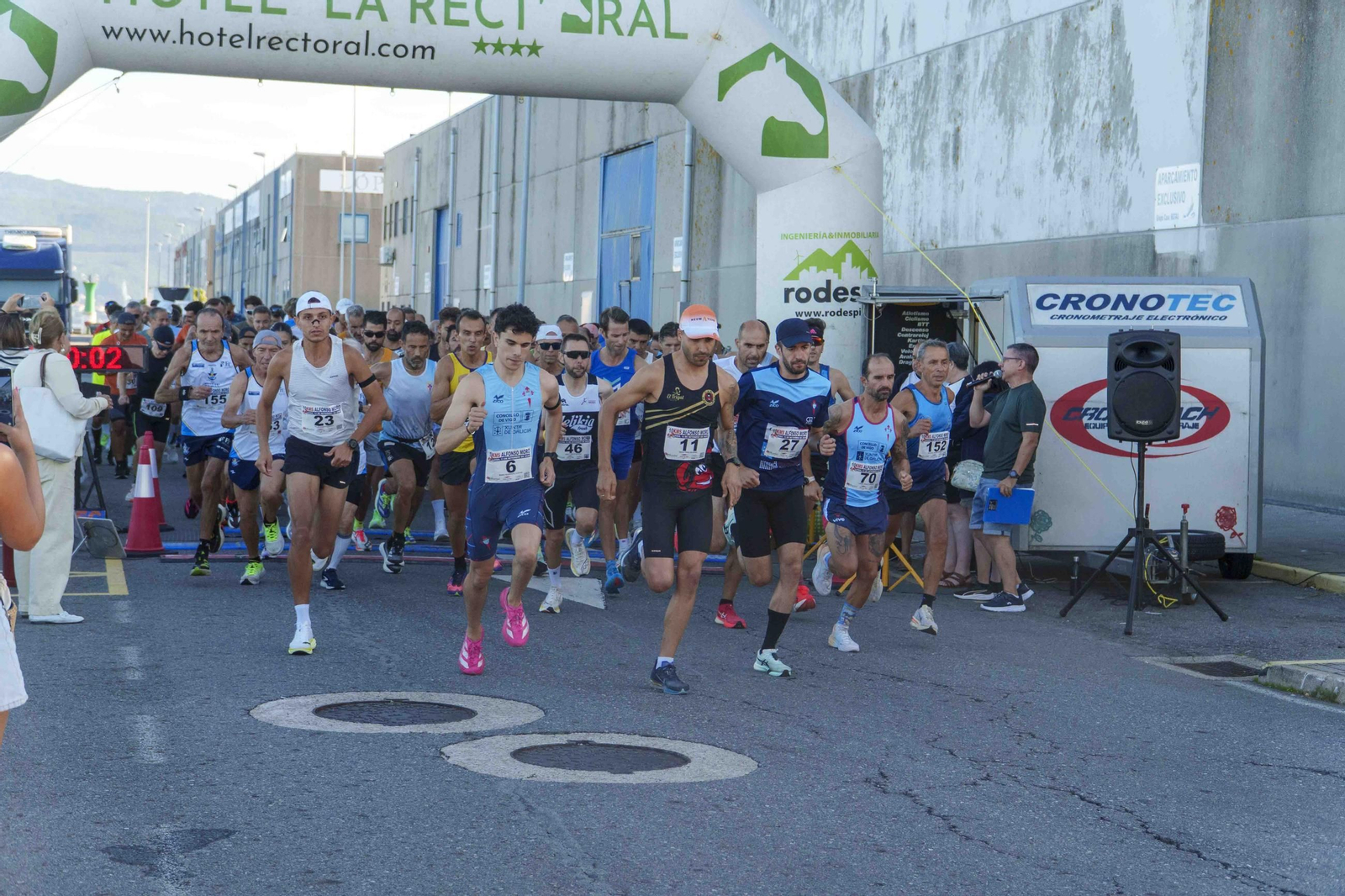 Galería | El puerto pesquero de Vigo acoge hasta cinco carreras organizadas por Carlos Adán
