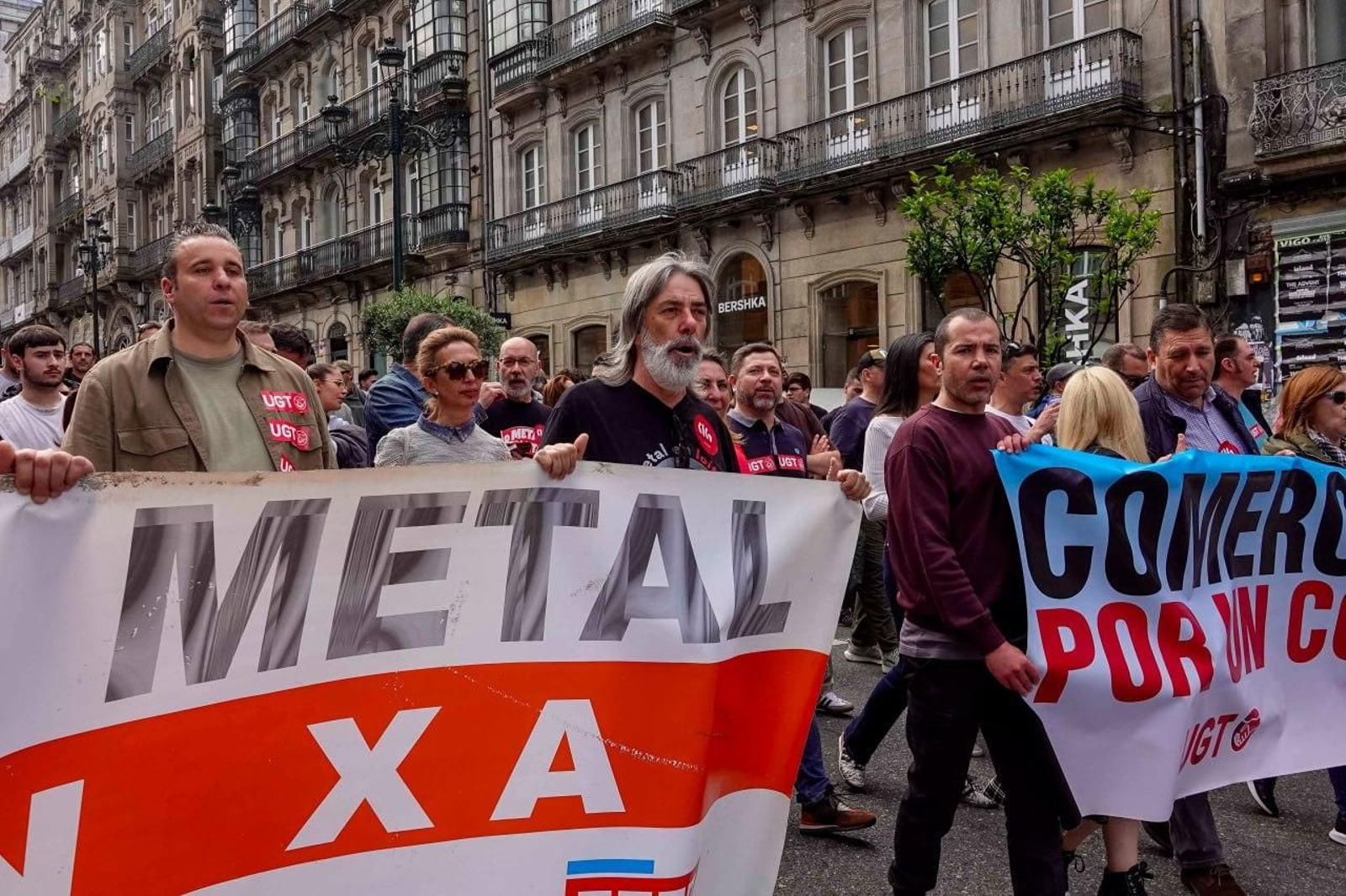 Galería | El metal toma de nuevo las calles de Vigo