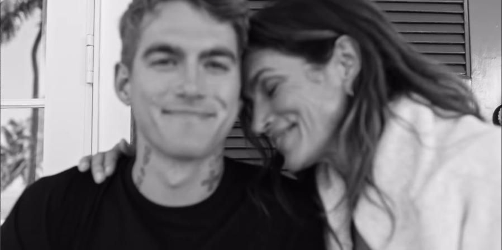 Presley Gerber junto a Cindy Crawford en una campaña publicitaria.