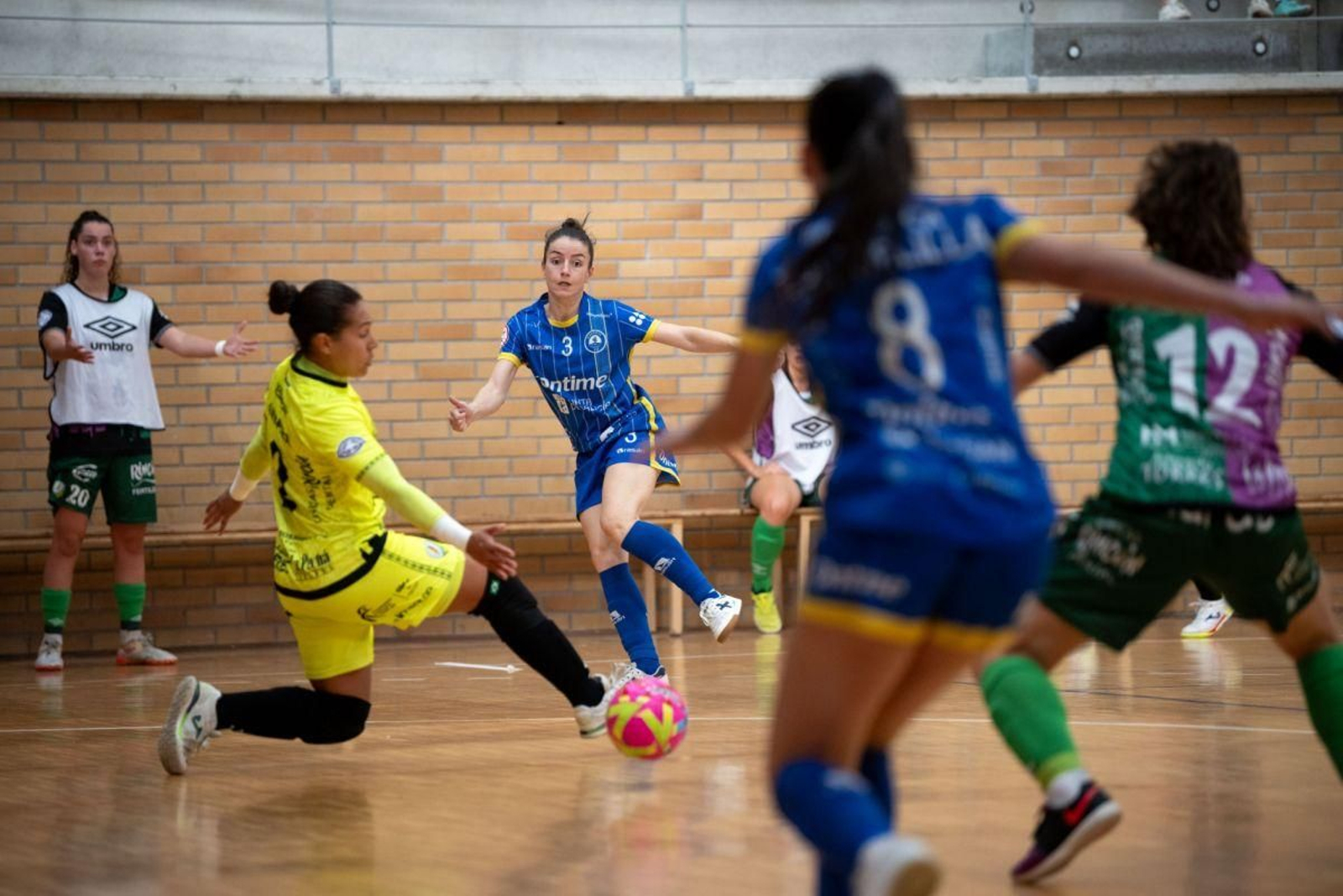 Ataque del Ontime ante el Torcal en la primera vuelta.