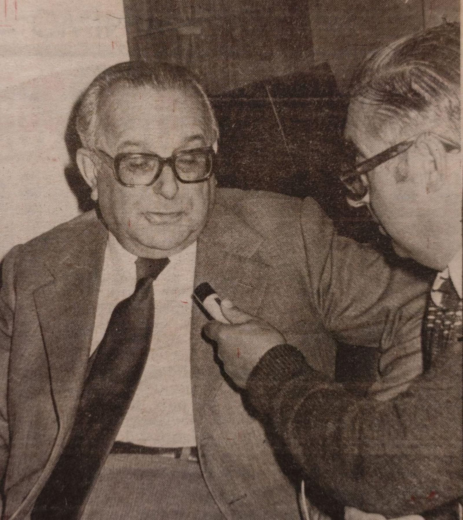 Alfredo Cid Rumbao entrevistado por Ellacurriaga.
