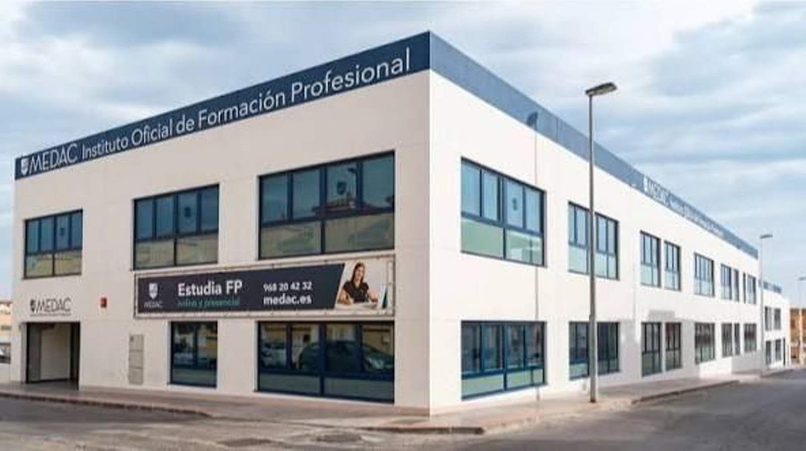 Instituto oficial de FP MEDAC.
