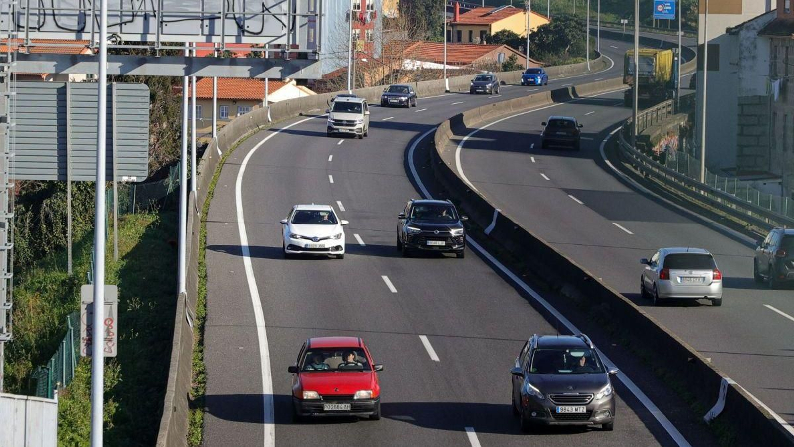 Un tramo de la AP-9 a su paso por Vigo.