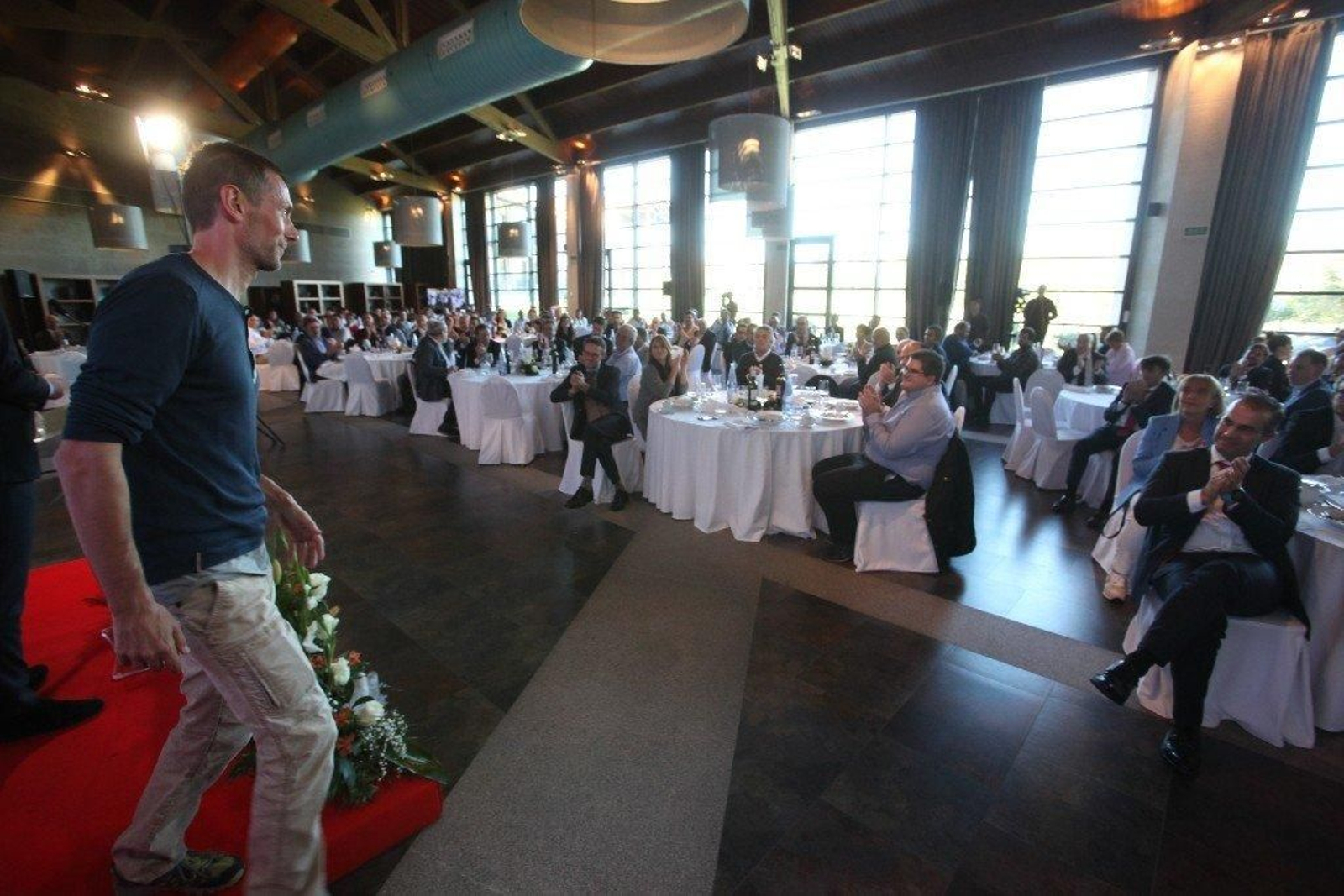 Karel de Beule, en el Foro La Región - 27