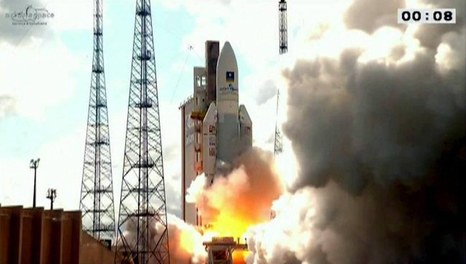 Cohete Ariane 5, durante su despegue de la base de Kurú.