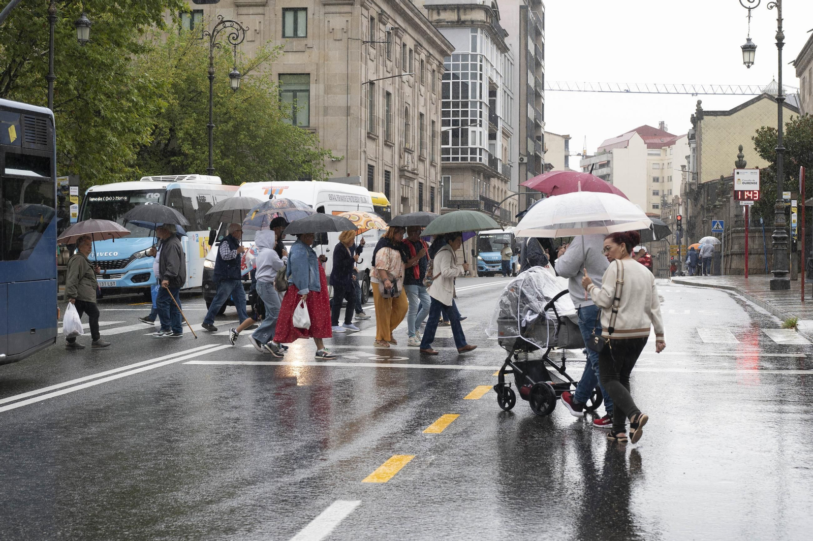 Galería | Otra tarde de agosto pasada por agua en Ourense