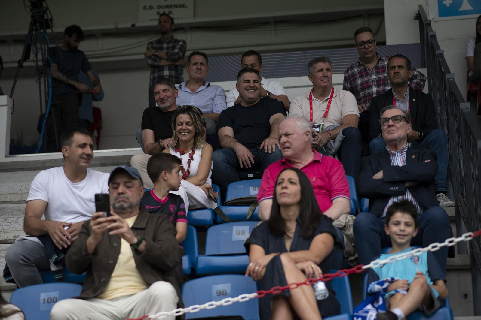 Galería | La tristeza invade O Couto con el descenso del Ourense CF