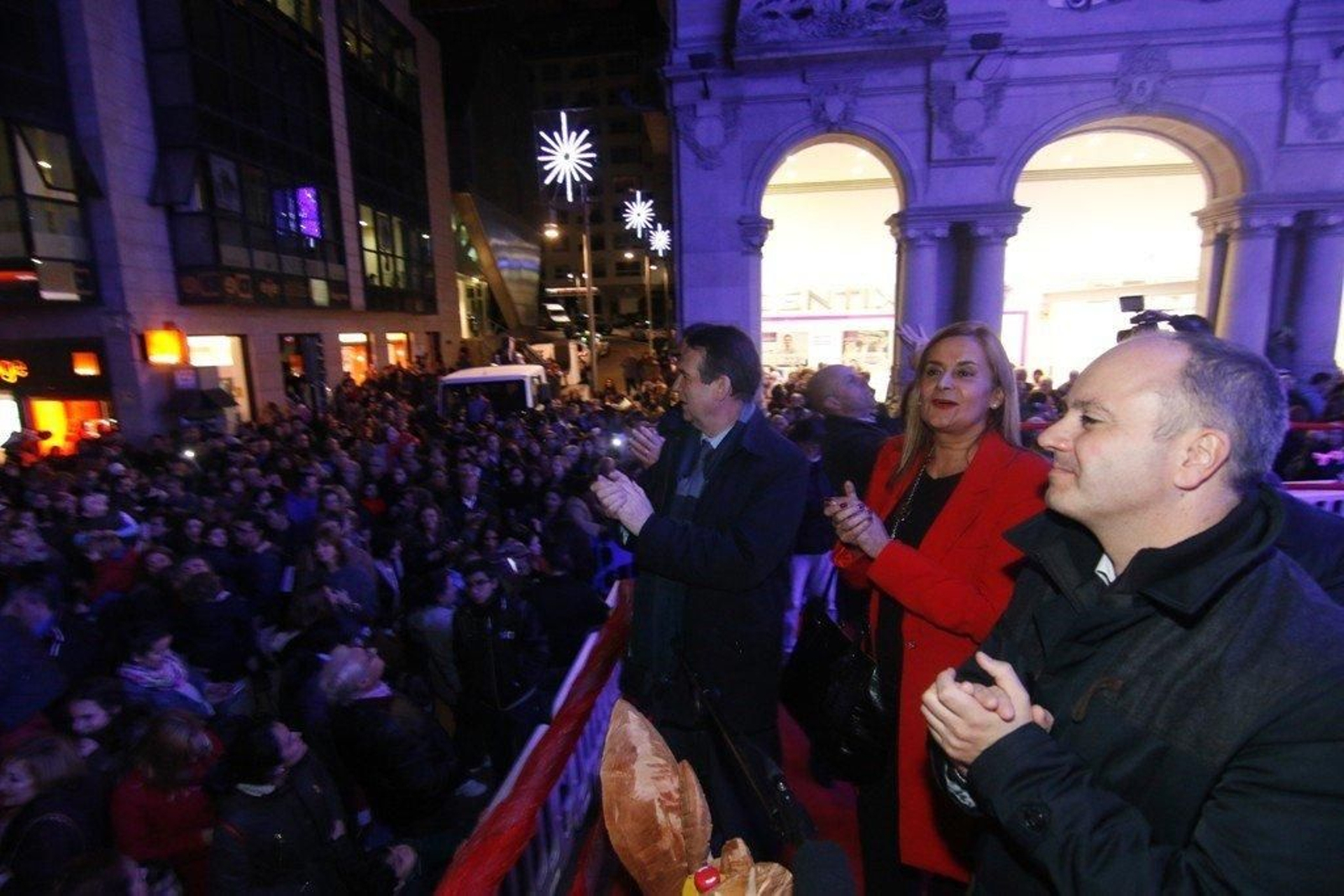 Encendido de las luces de Navidad Foto JV Landín 093