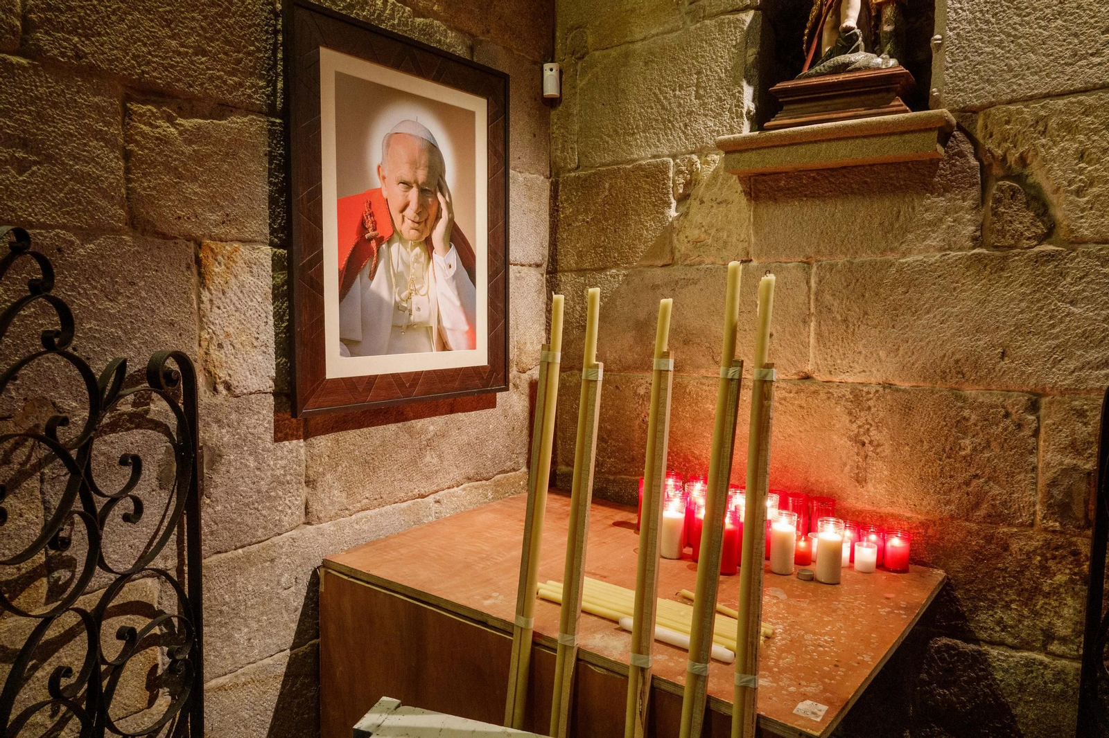 Galería | Vigo celebra As Candelas pese a la lluvia