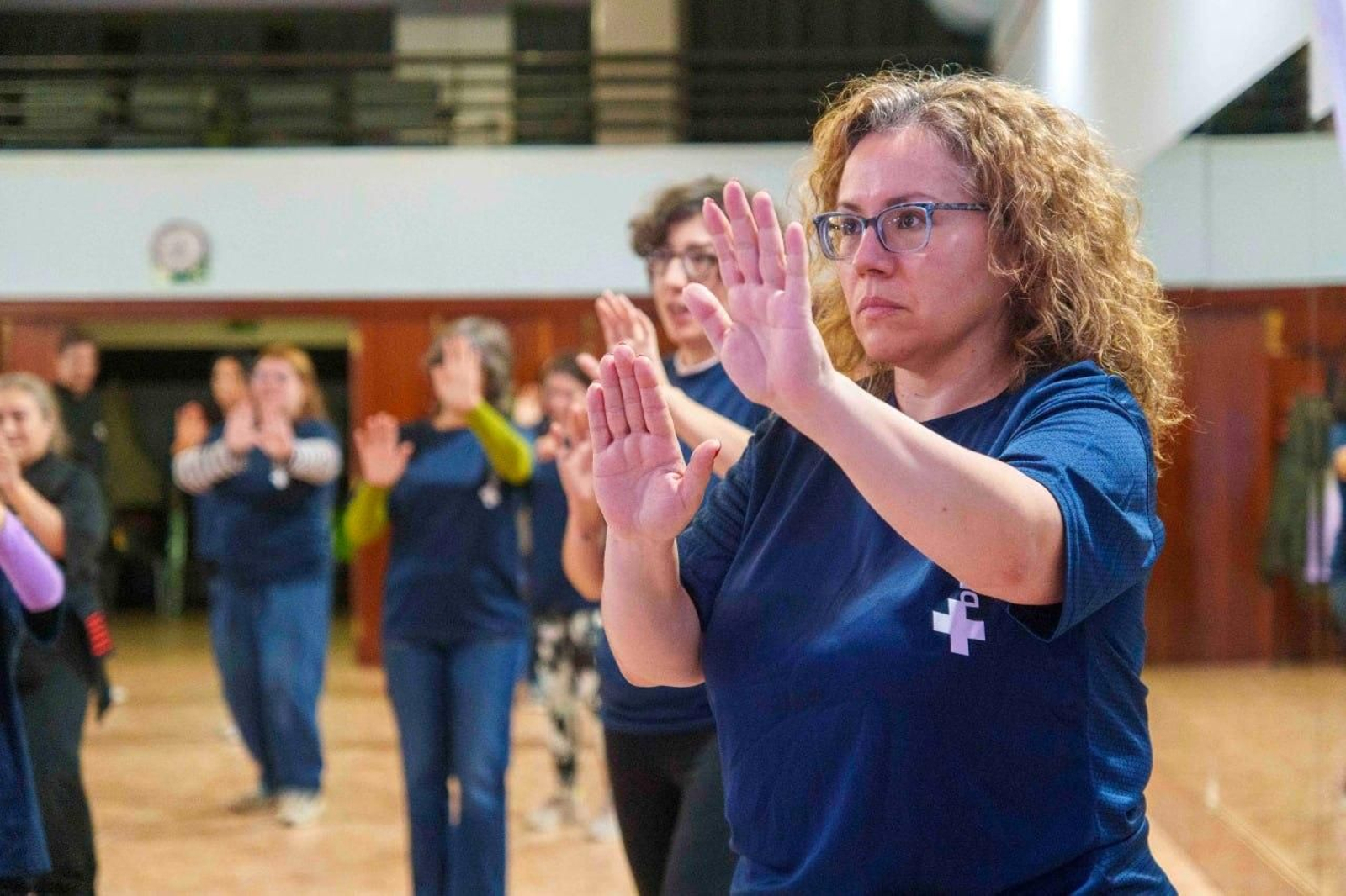 Galería | El curso de defensa personal de +Deporte Atlántico reúne a medio centenar de mujeres en Vigo