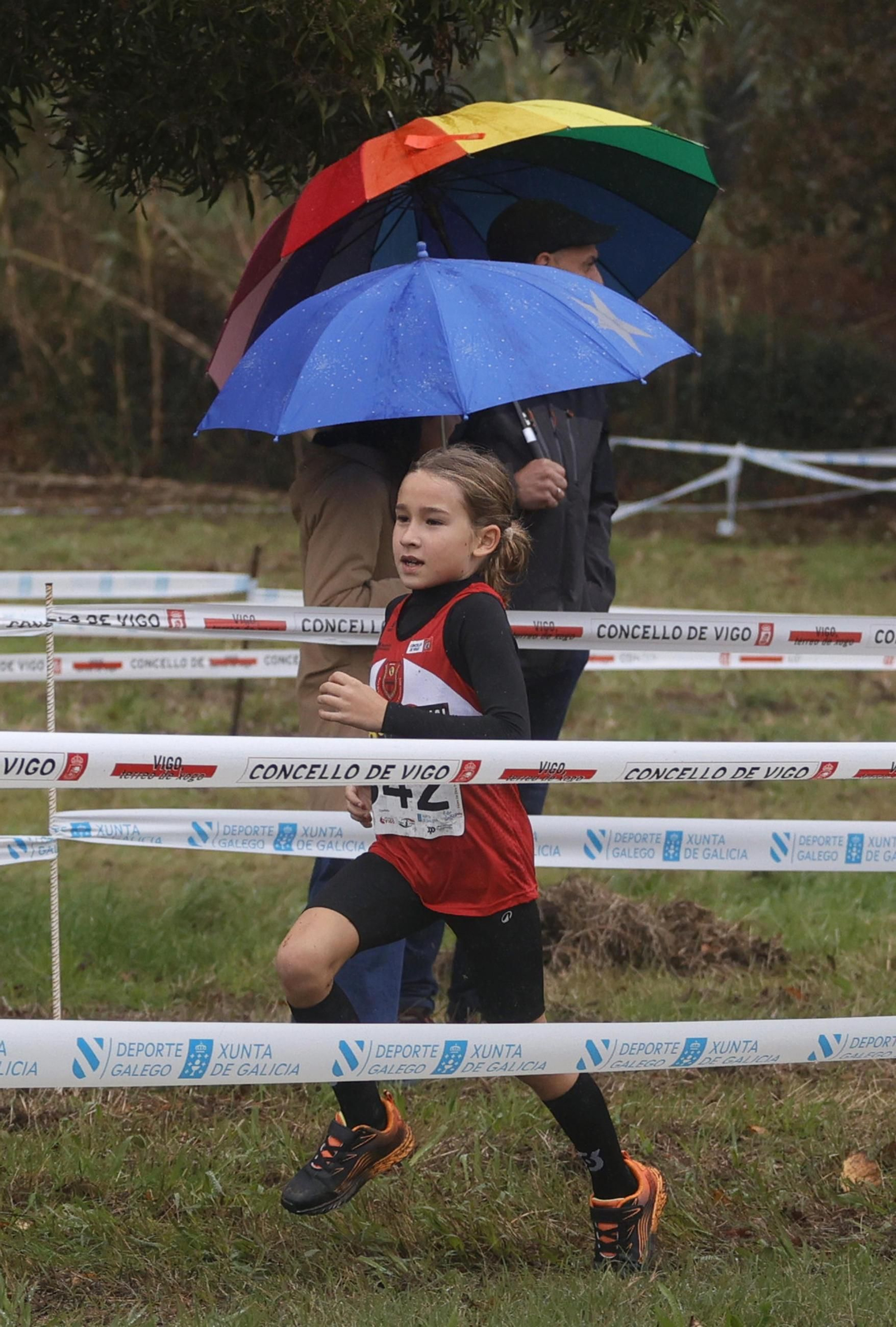 Galería | Pequeños y mayores se divierten en el Cross Belarmino Alonso