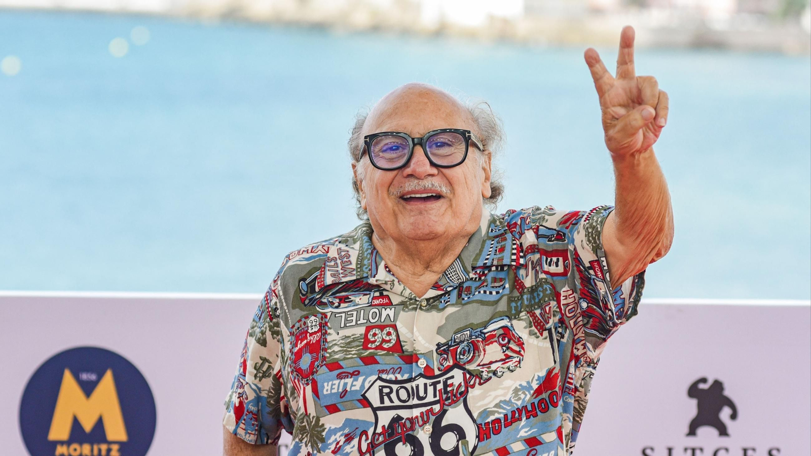 El actor Danny DeVito posa en el photocall de la película ‘Drag’, en el Festival de Sitges, a 15 de octubre de 2026, en Sitges, Barcelona