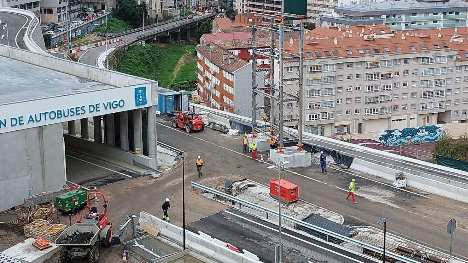 Las obras del Halo que afectan a AP-9 y estación de buses.