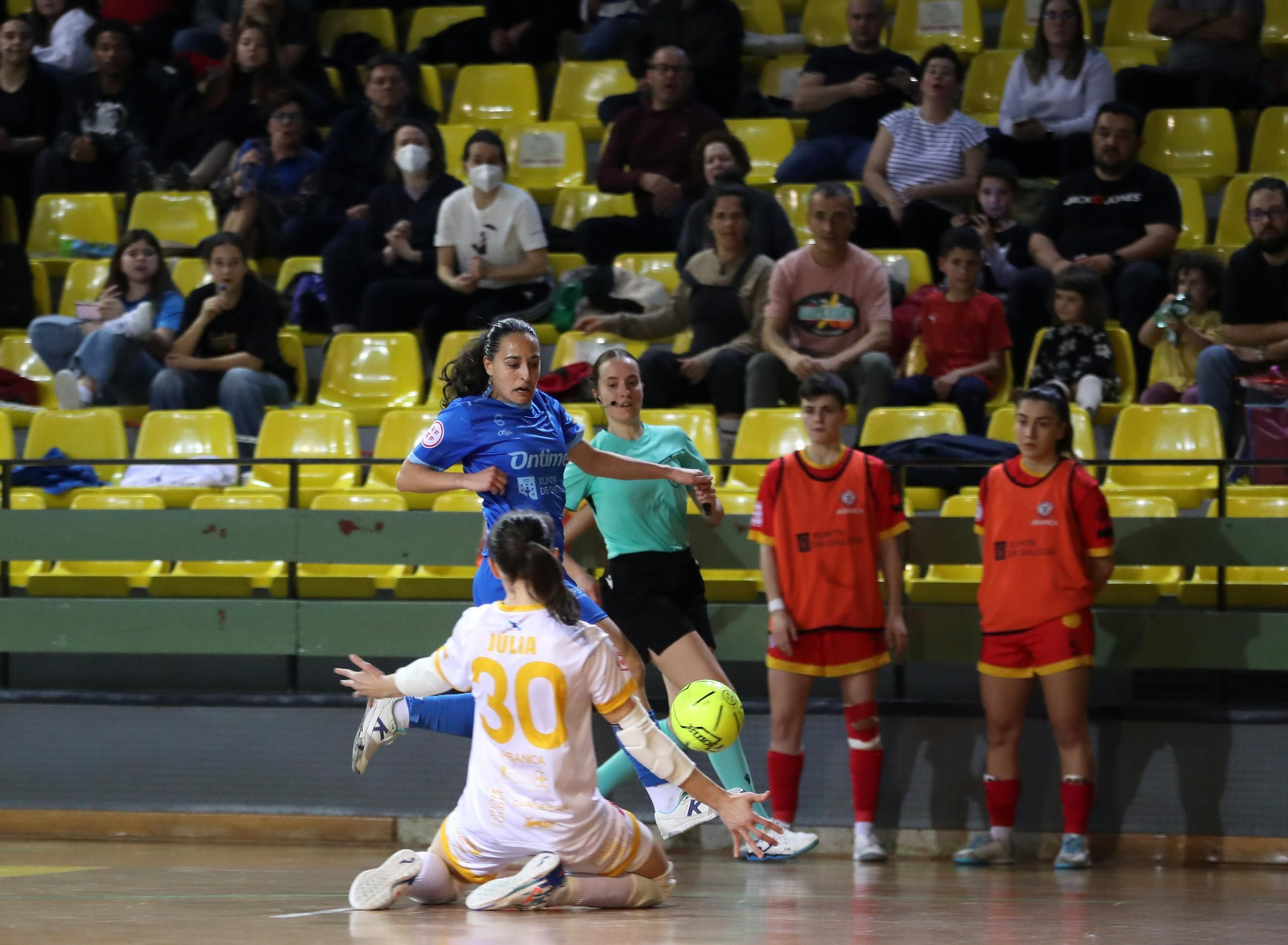 Galería | Empate en el derbi gallego entre el Ourense Ontime y FSF Castro
