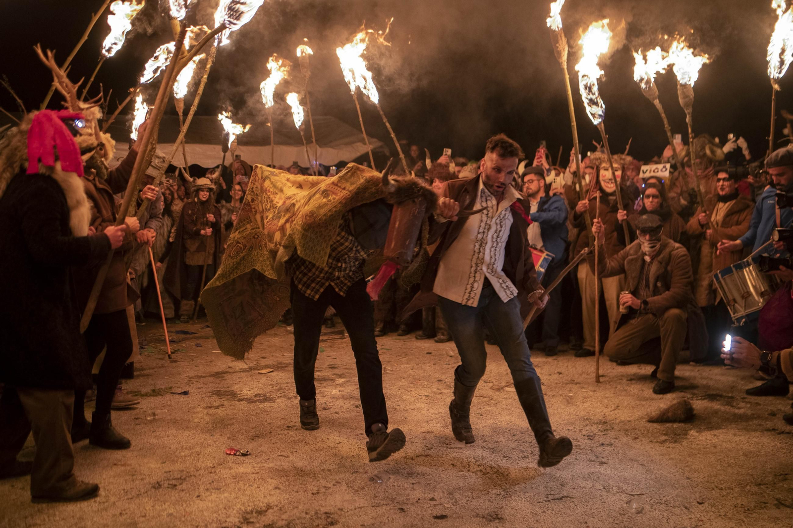 La Baixada da Marela atrae cada año a visitantes que buscan vivir un entroido auténtico, alejado de artificios.