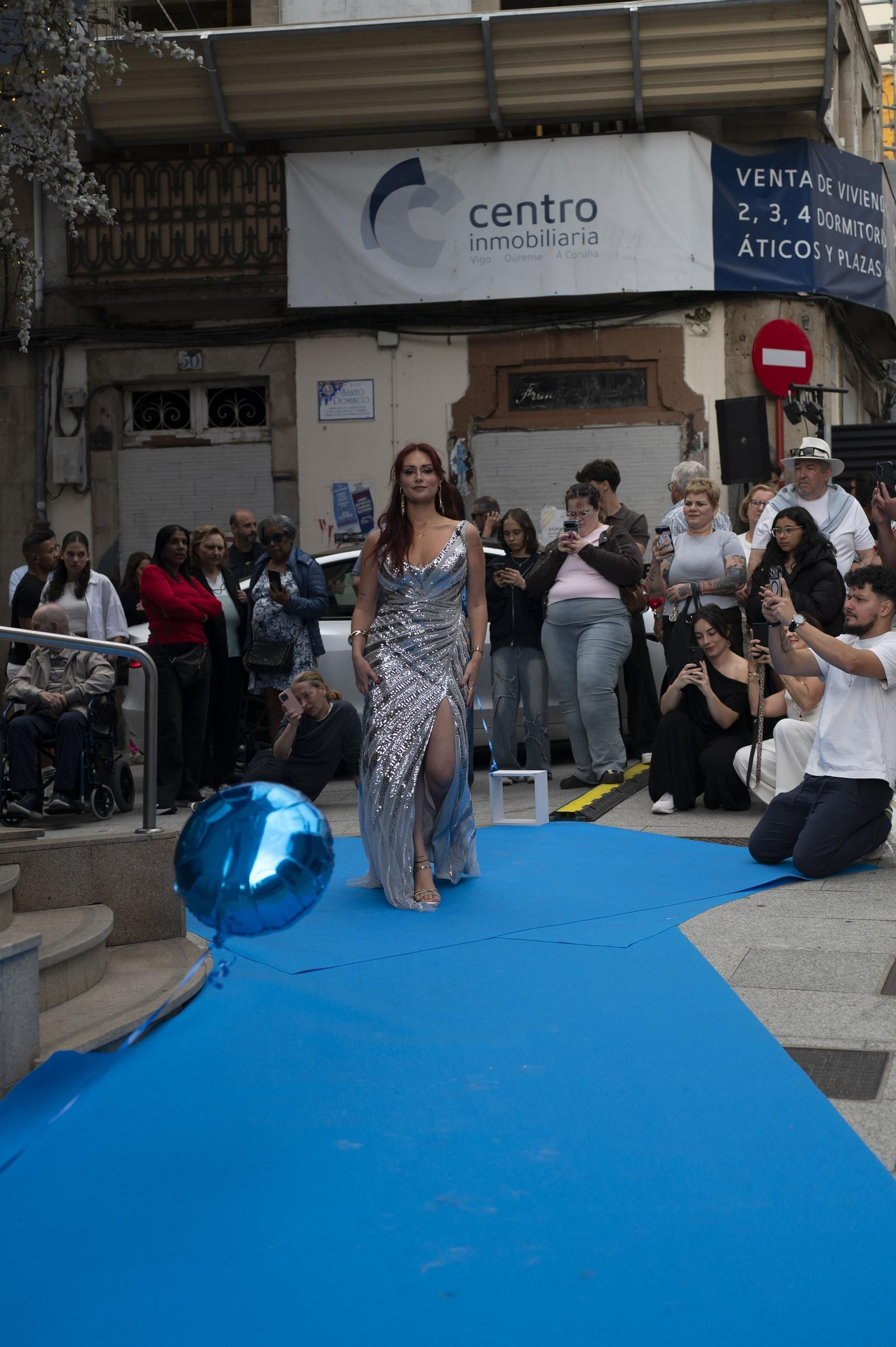 Galería | Ourense sale de compras nocturnas en la Shopping Night