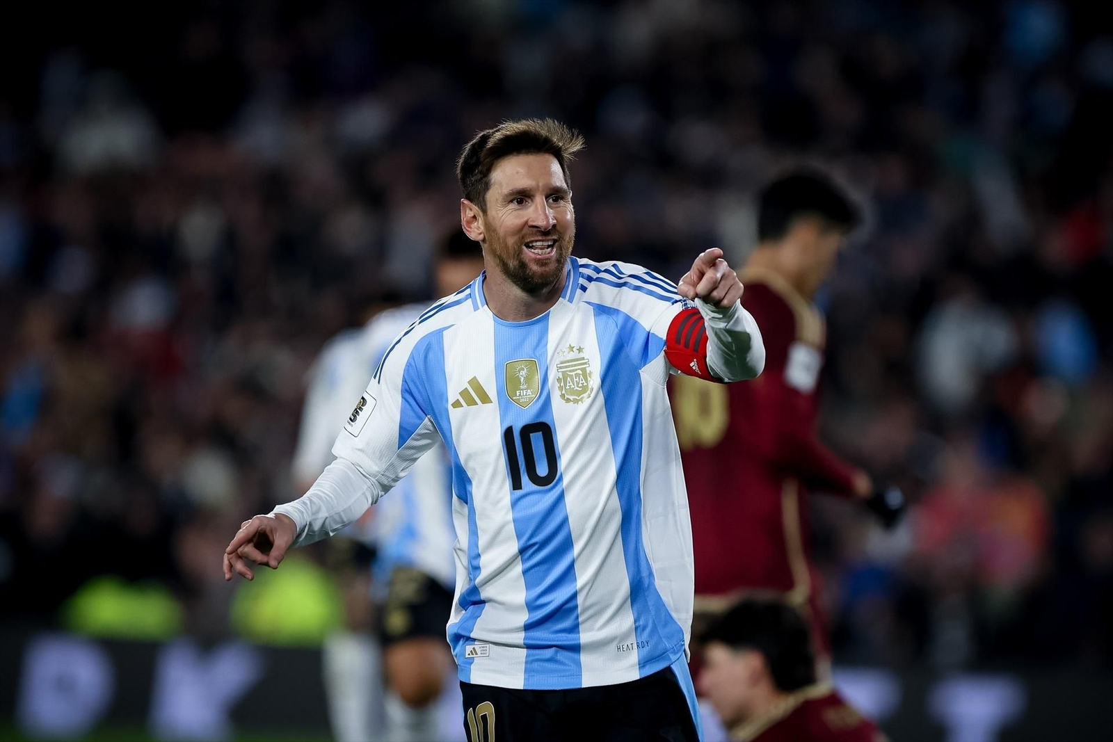 El futbolista Leo Messi con la camiseta de la selección argentina.