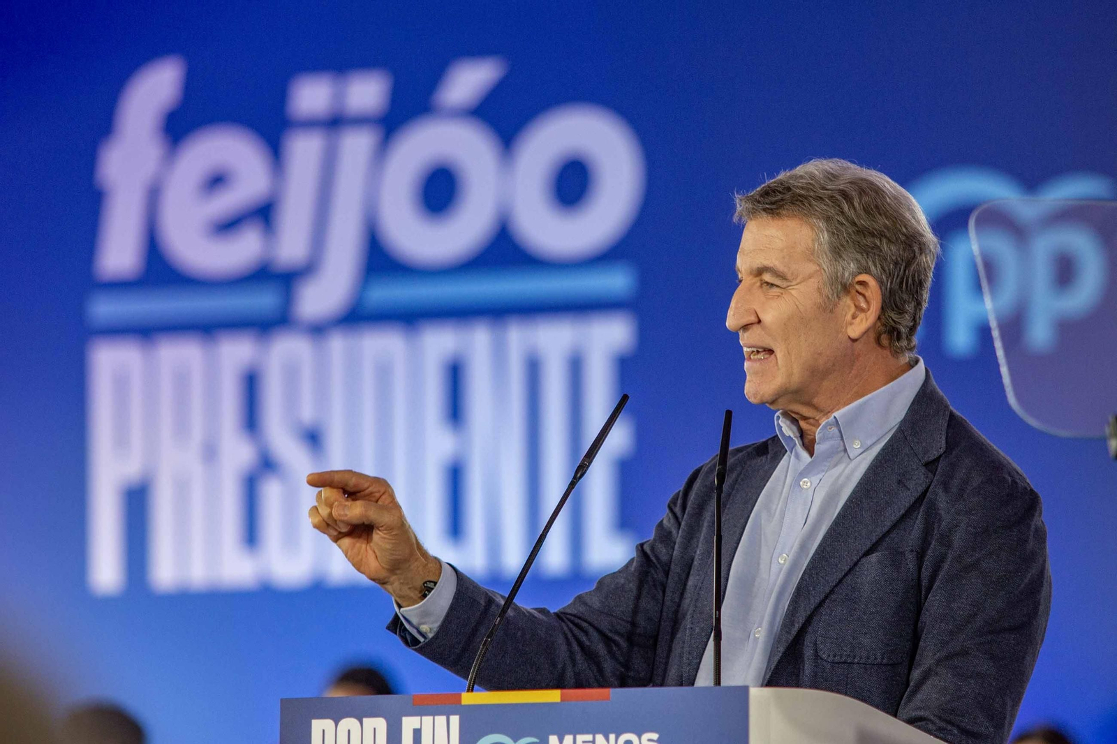 Galería | Feijóo hace parada en Vigo con la precampaña electoral del 29-N