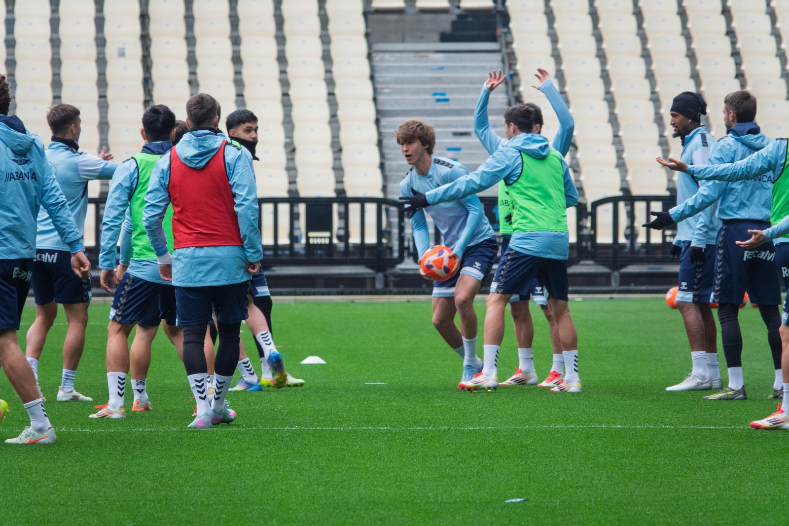 Galería | Entrenamiento multitudinario del Celta en Balaídos