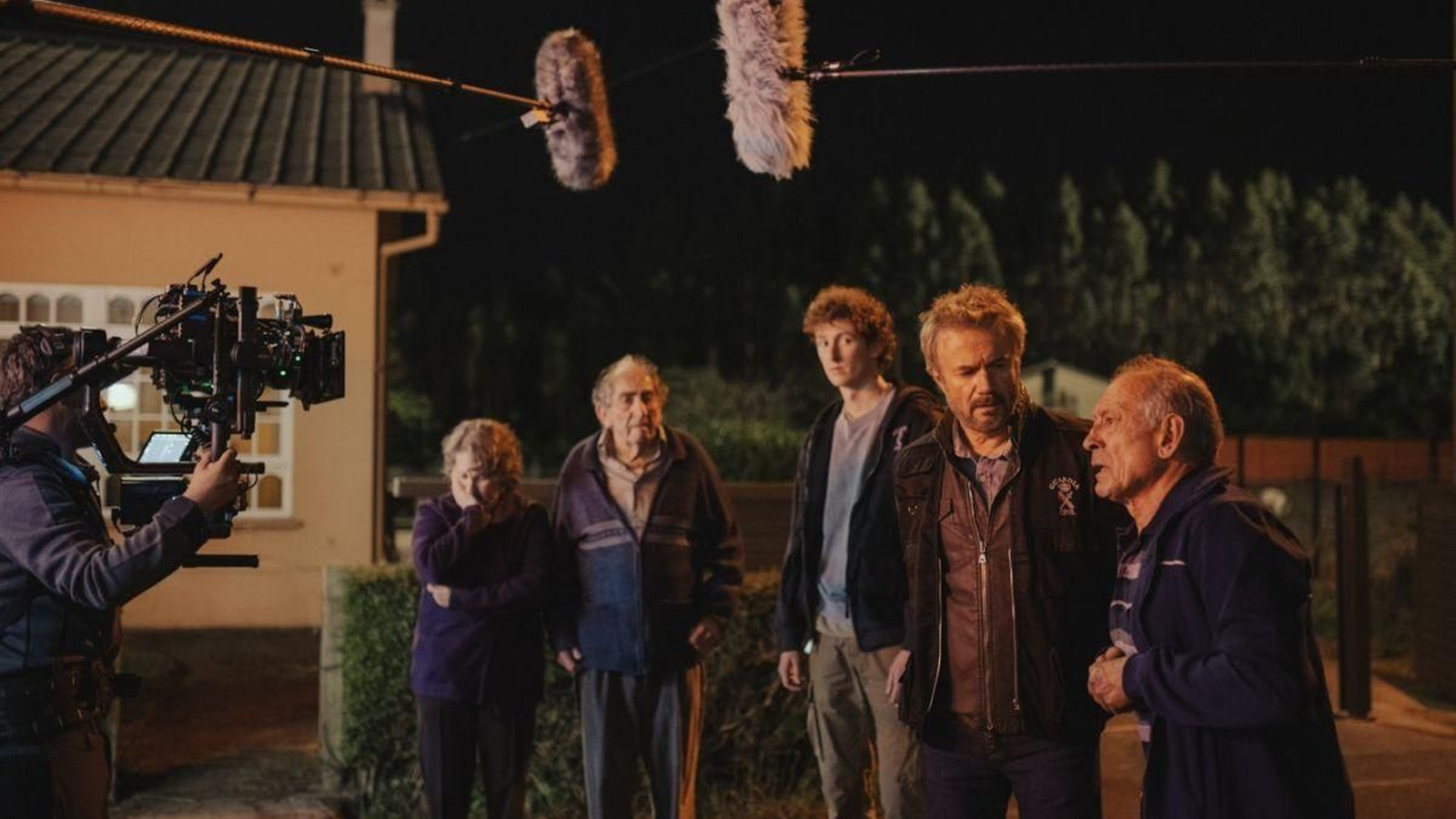 La nueva serie de Bambú Producciones para Netflix, inspirada en el asesinato de Isabel Fuentes, cuenta con un amplio elenco de actores conocidos.