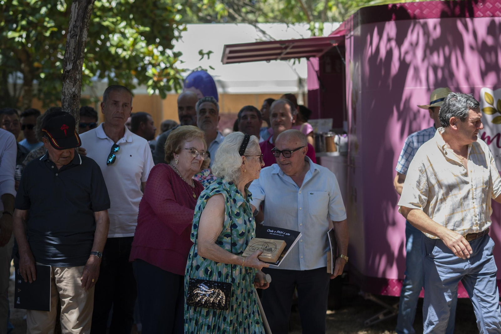 Galería | Cea disfruta de la Festa do Pan de Cea bajo un intenso calor